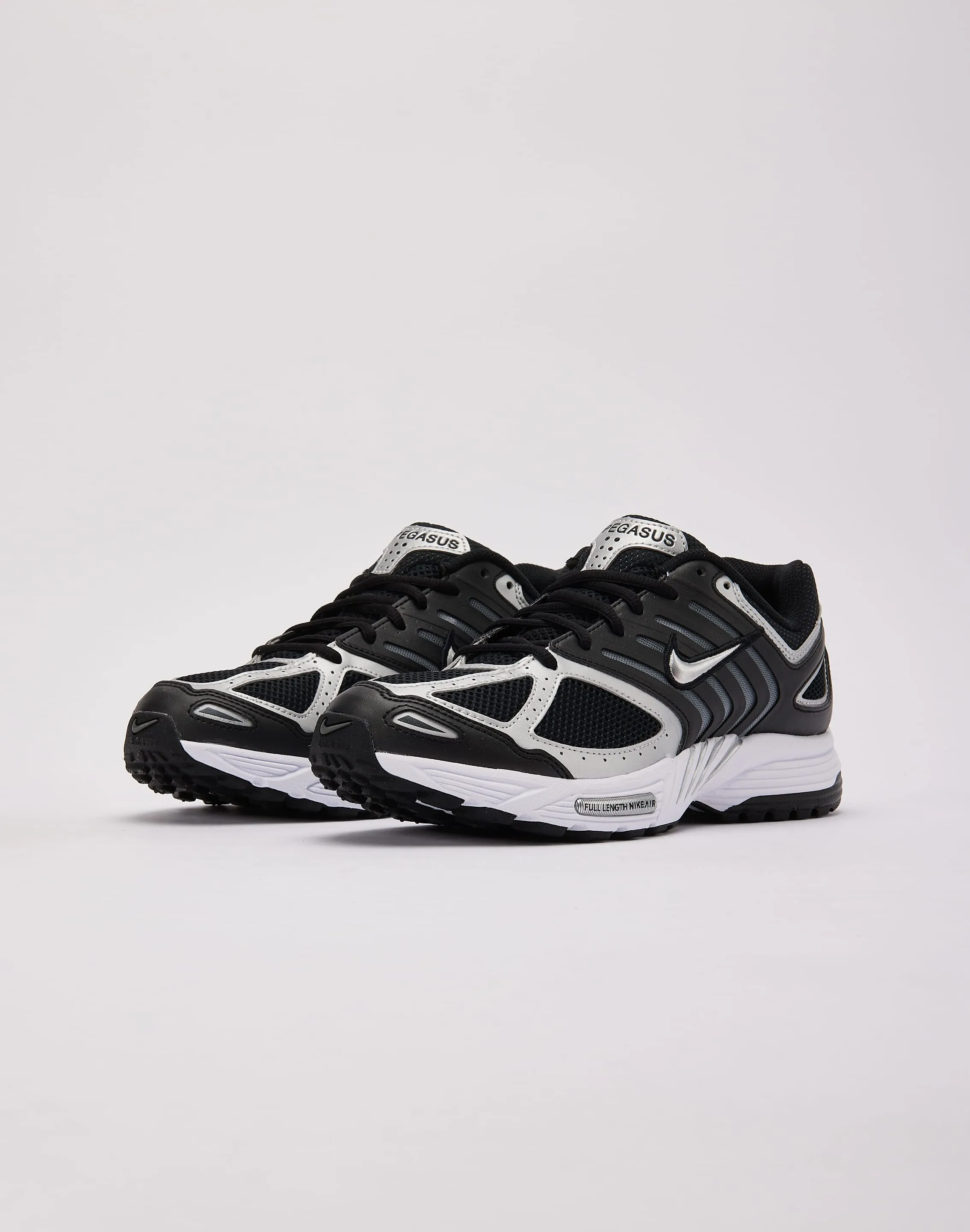 No Fuss Timeless Look Nike Air Pegasus 2005