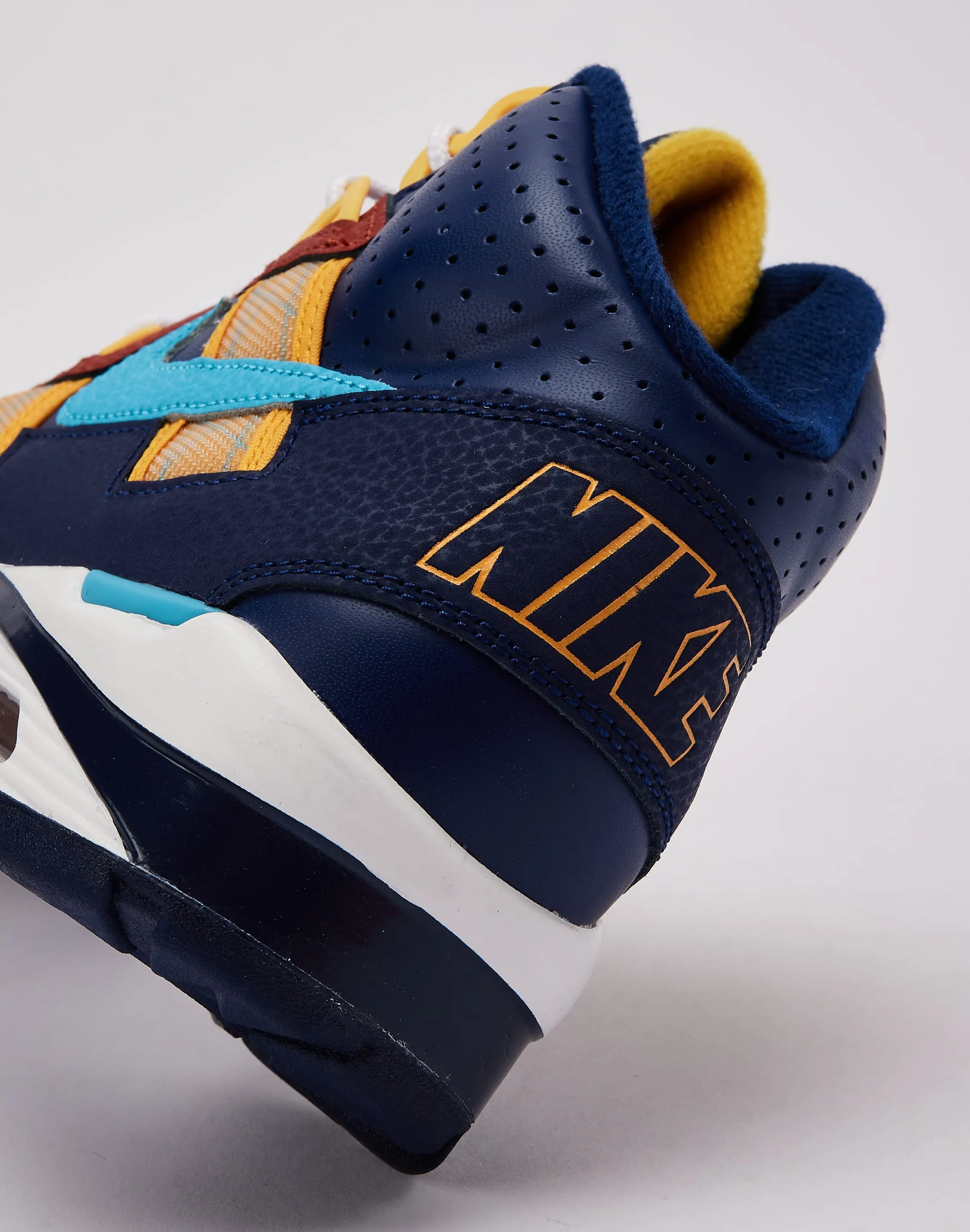 Velcro Design Nike Air Trainer SC High