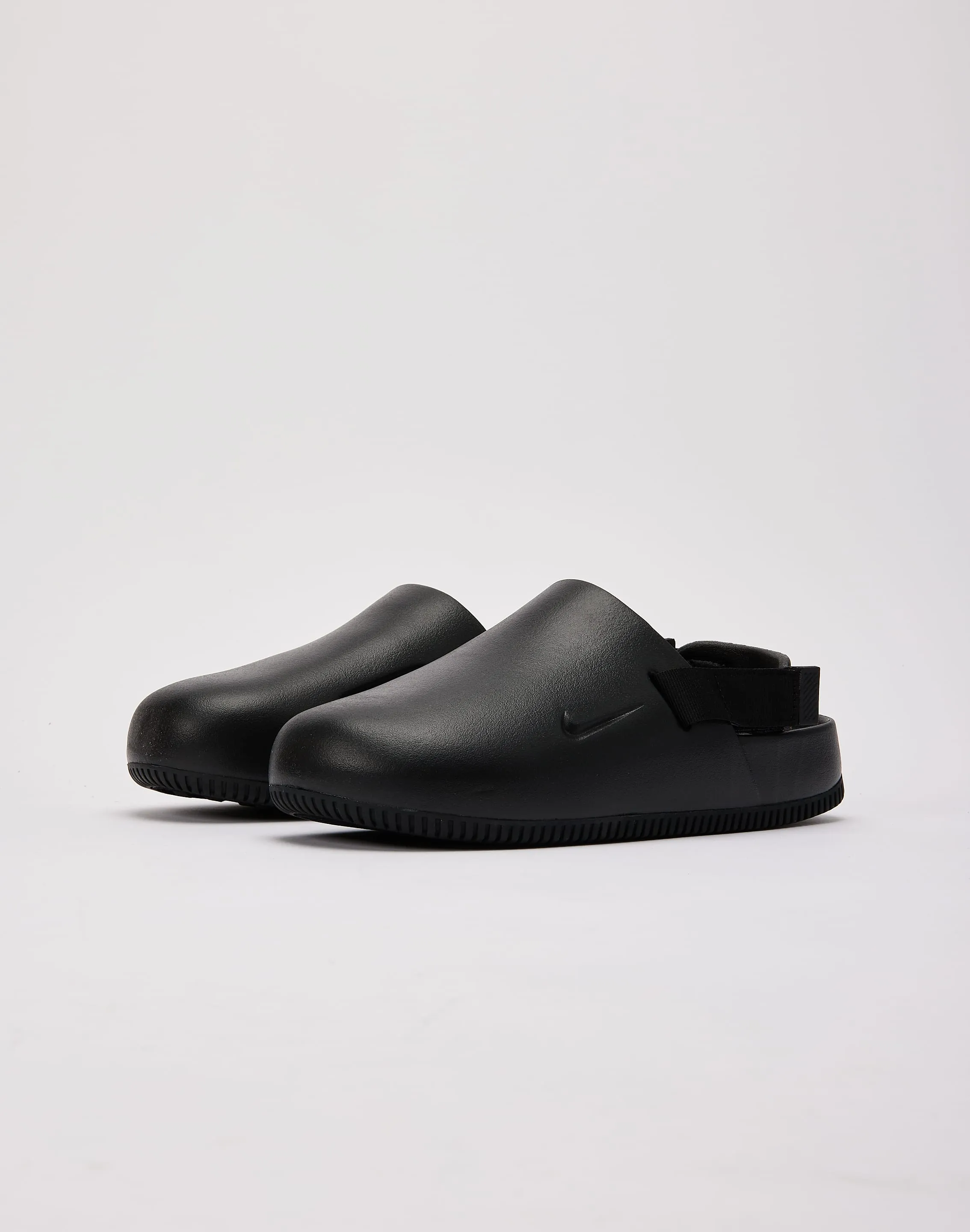 Nike Calm Mules Slip On Design Soft Pace
