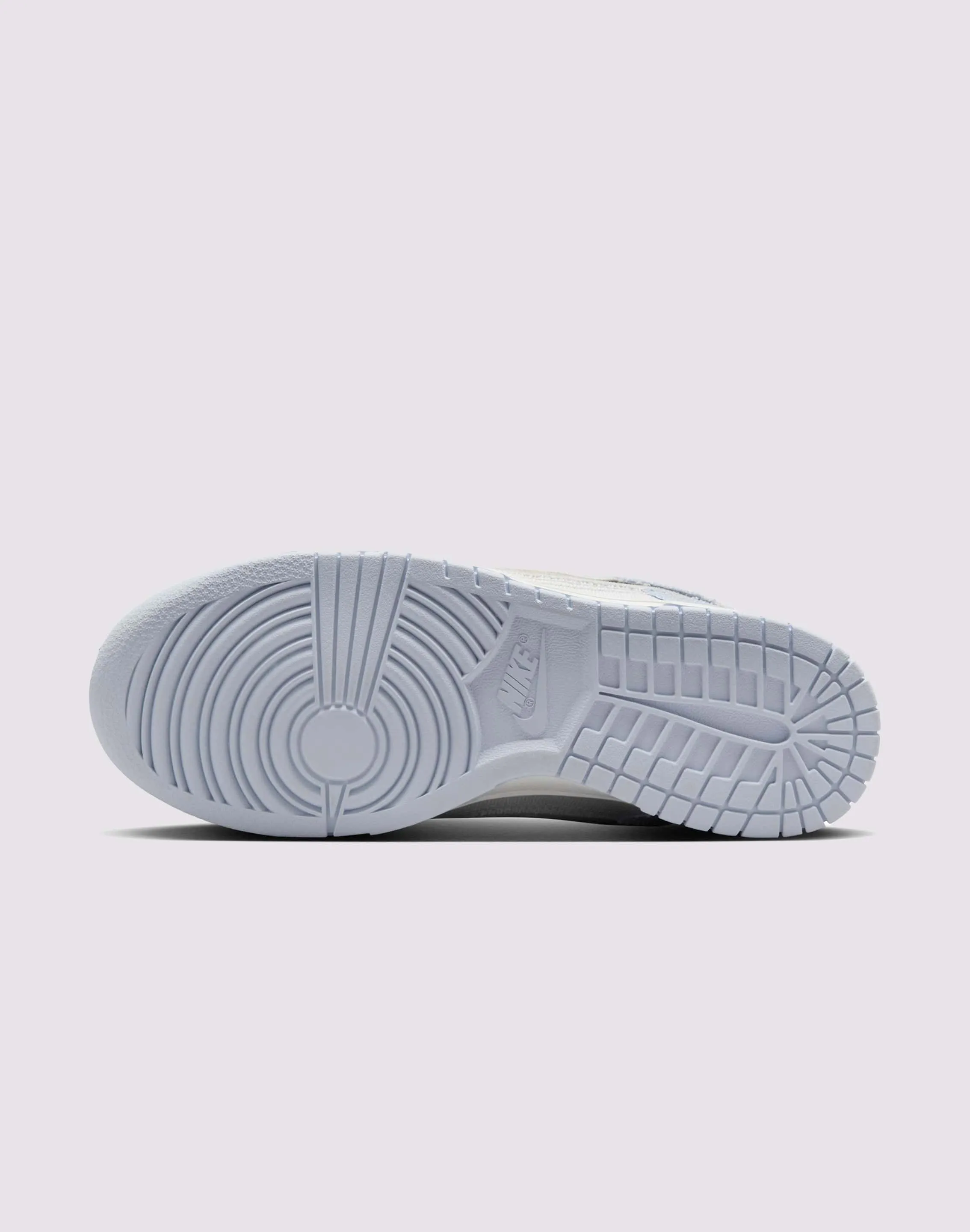 Nike Dunk Low &nbsp;"Ghost/Summit White/Platinum Tint"? Rockered Sole