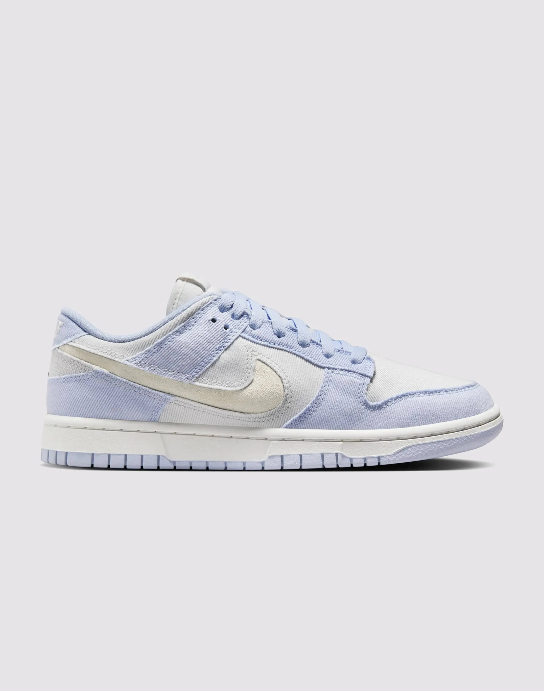 High Top Support Nike Dunk Low &nbsp;"Ghost/Summit White/Platinum Tint"?