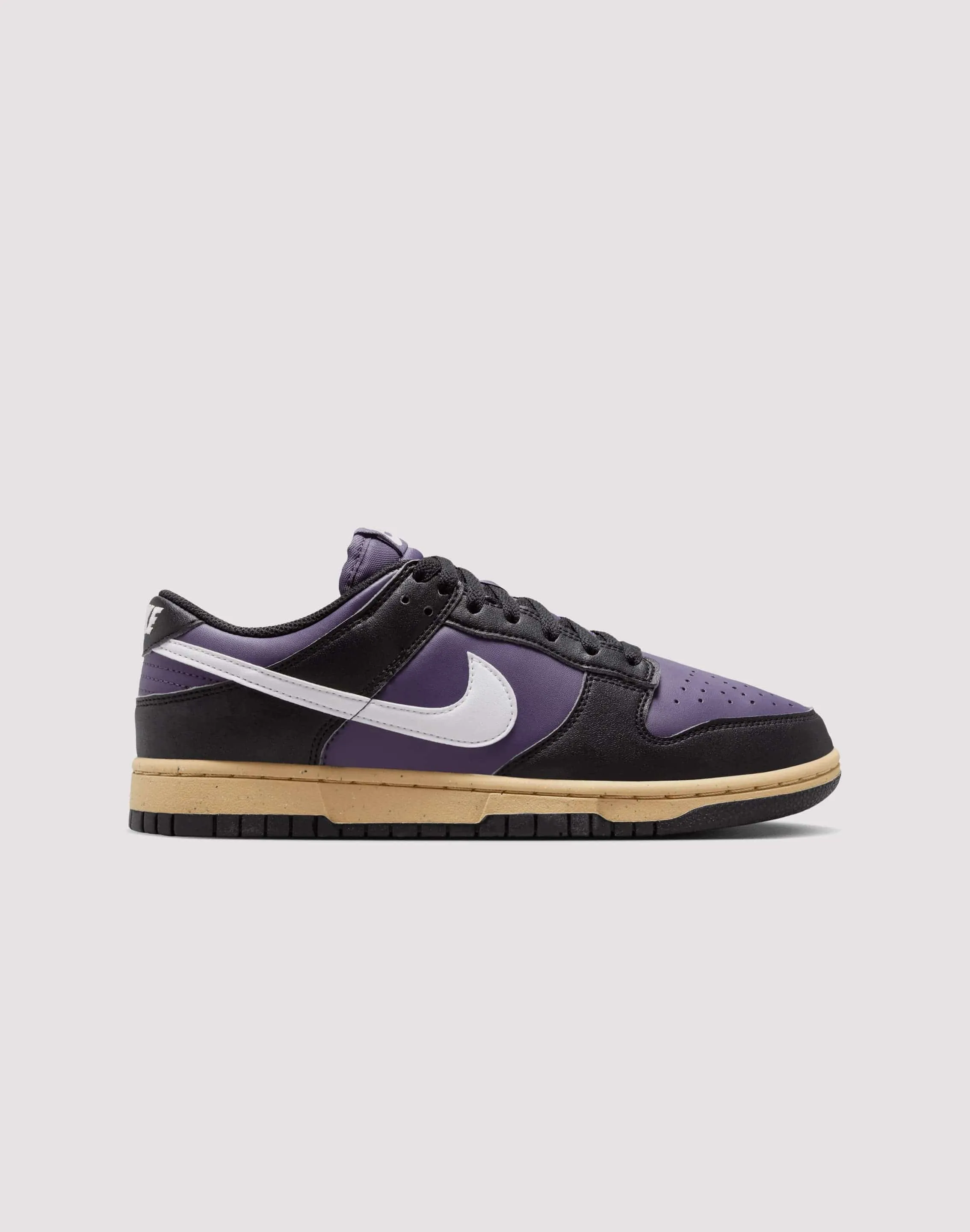 Hollowed Out Panels Dynamic Heel Counter Nike Dunk Low