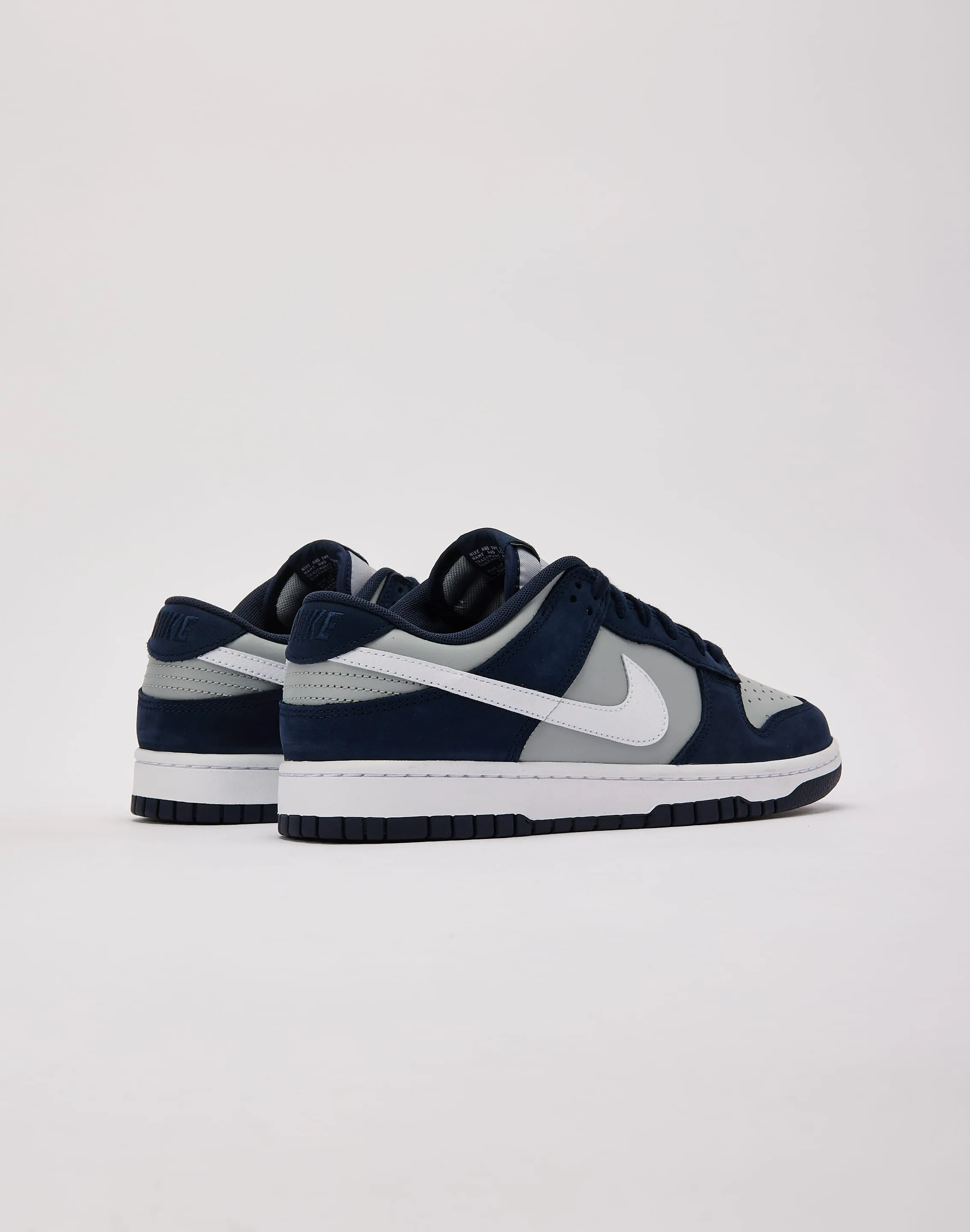 Nike Dunk Low Modern Look