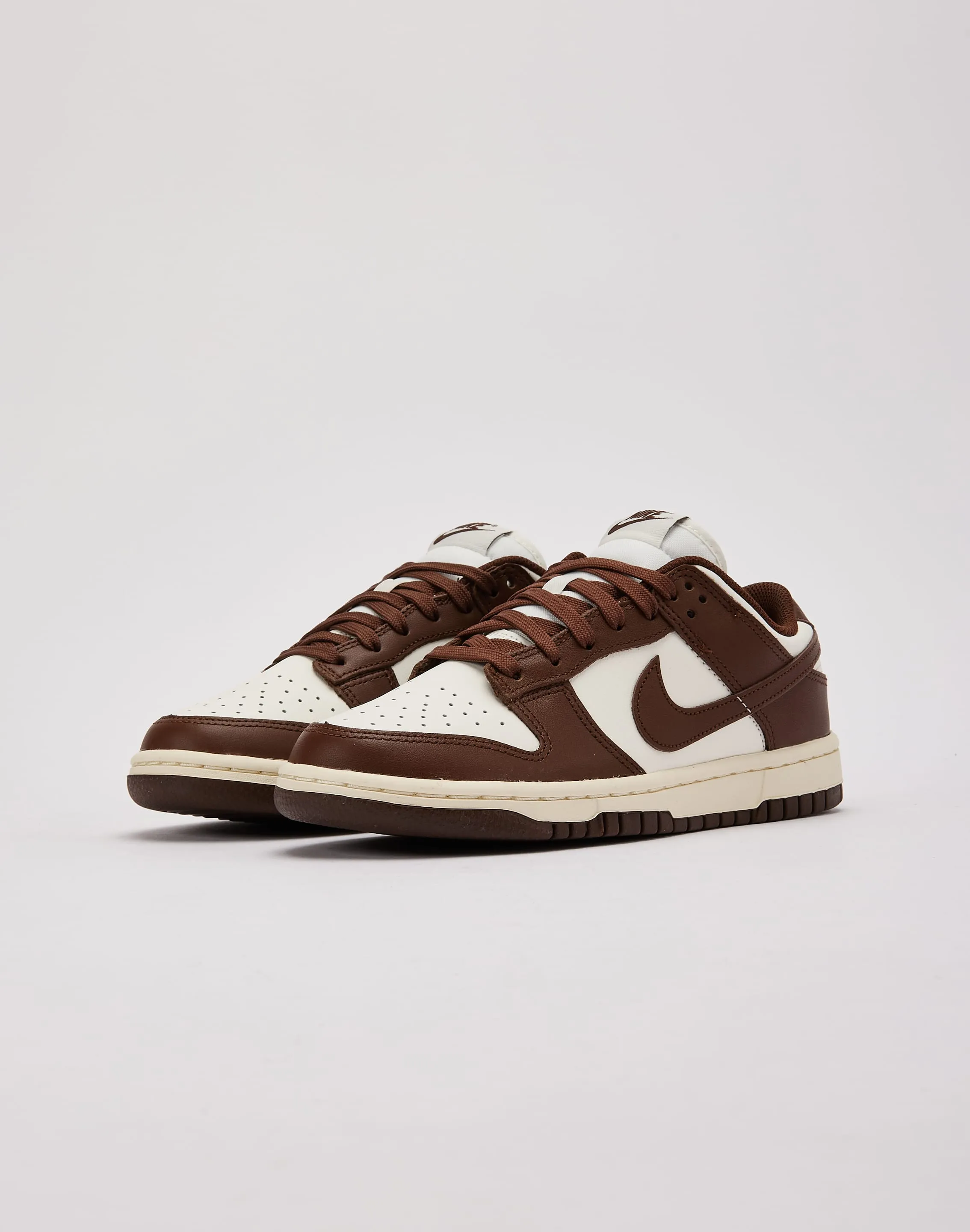 Responsive Rebound Cushioned Design Nike Dunk Low