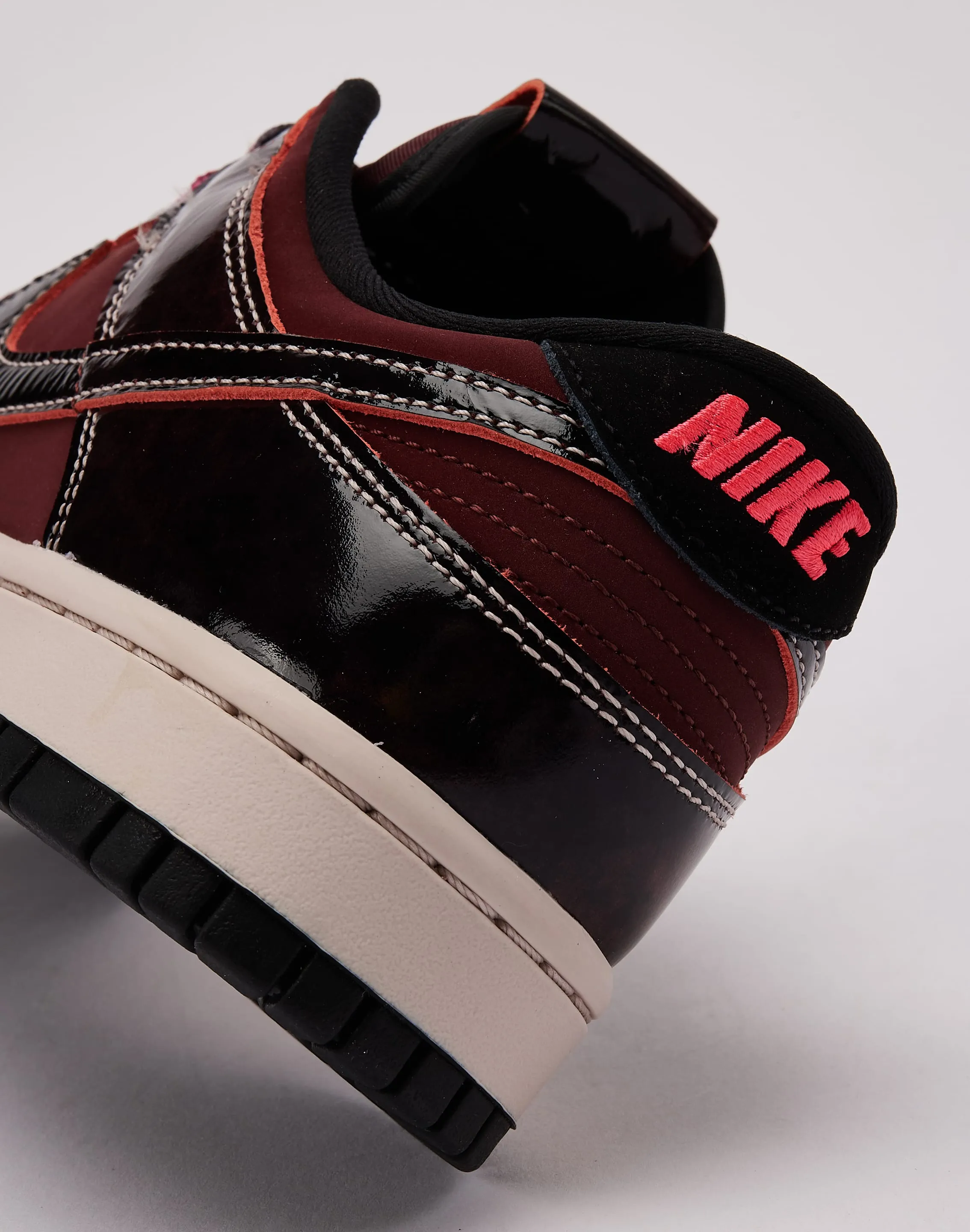 Nike Dunk Low Retro SE Clean Movement Minimal Touch