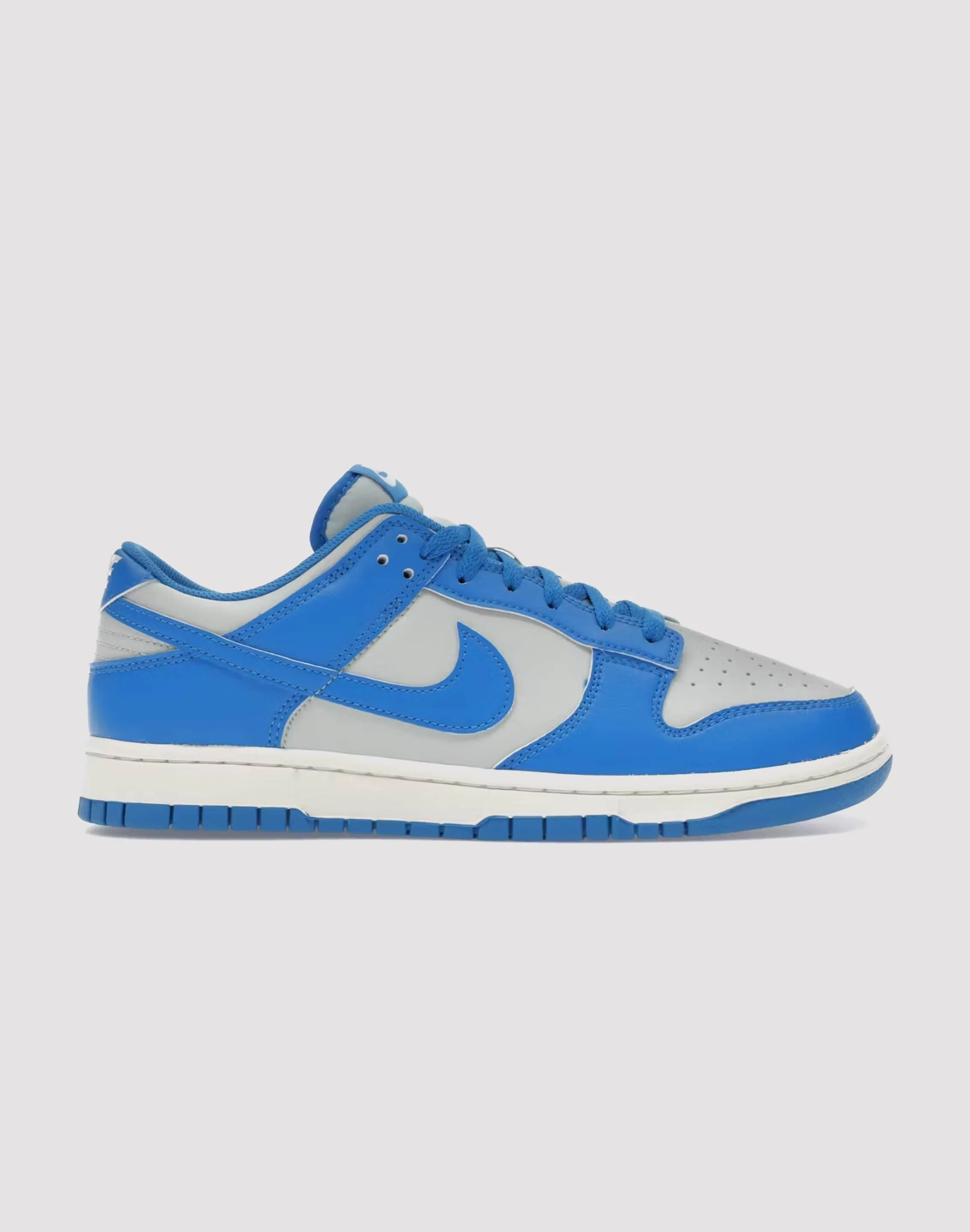 Street Ease Field Hike Nike Dunk Low