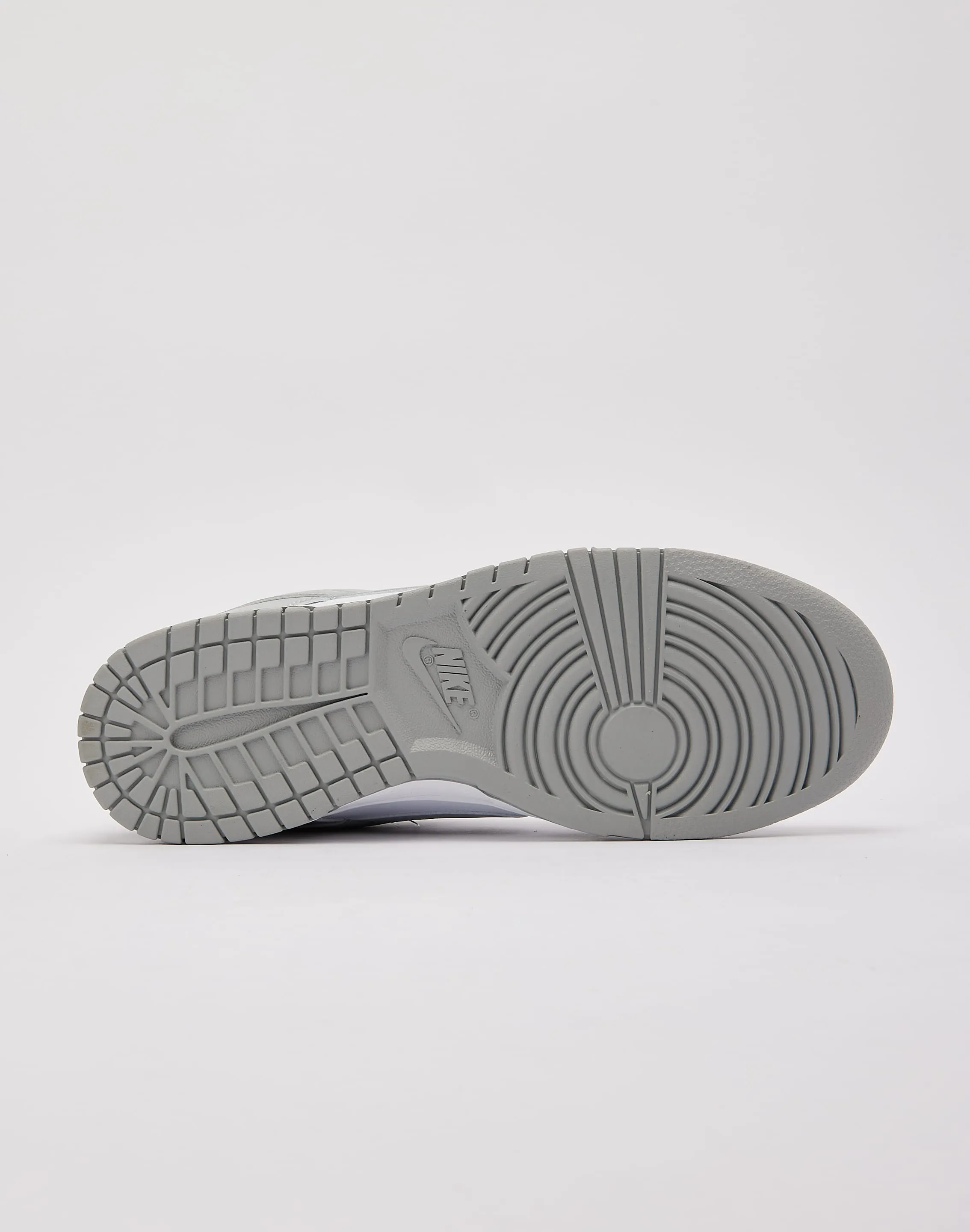 Nike Dunk Low Practical Footwear River Step