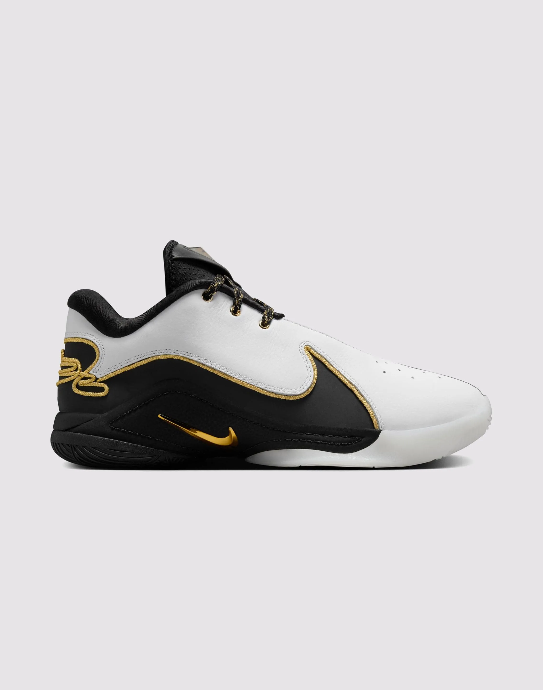 Nike LeBron XXII "Mogul" Basketball Spin Step