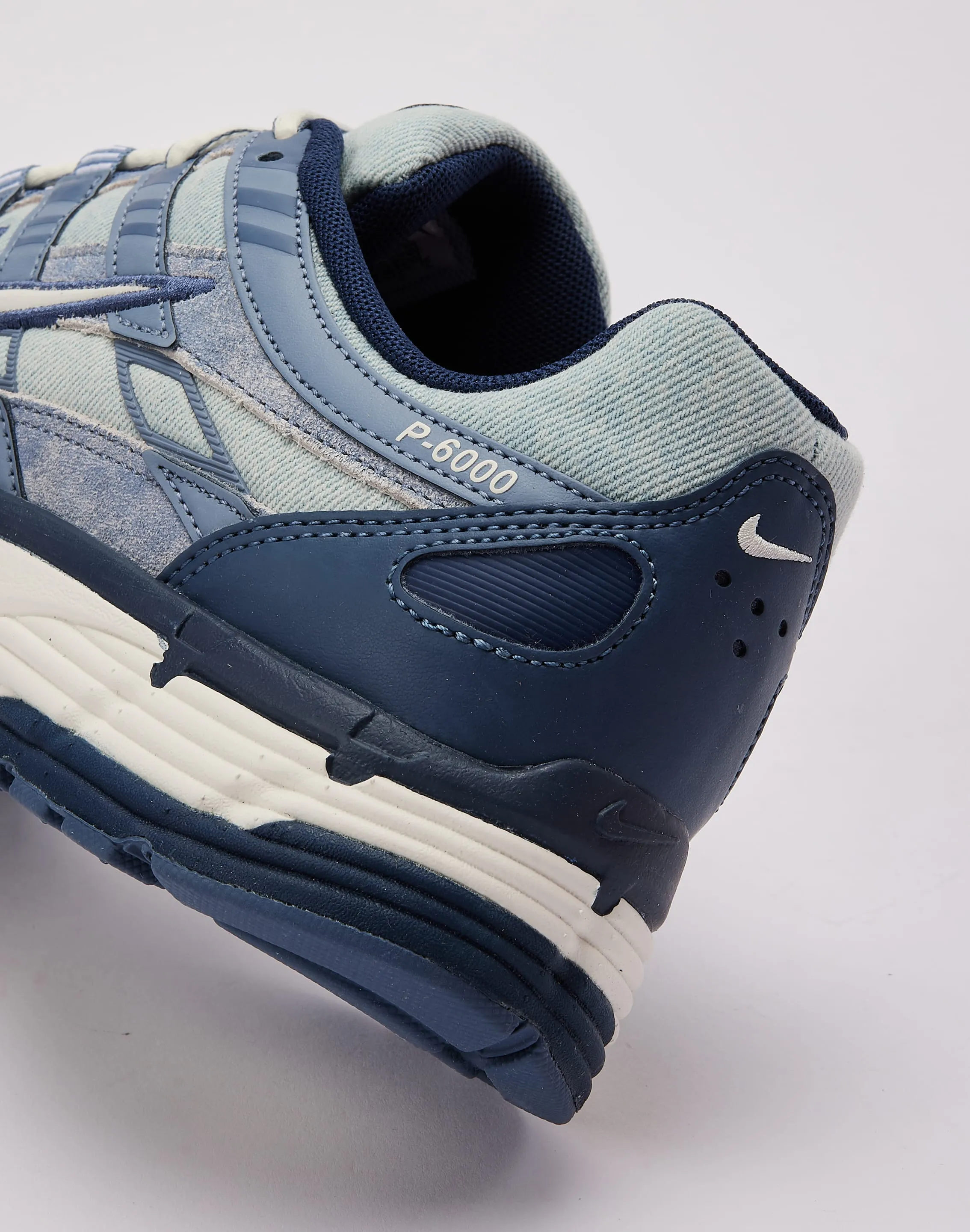 Nike P-6000 SE Day Run Relax Ready