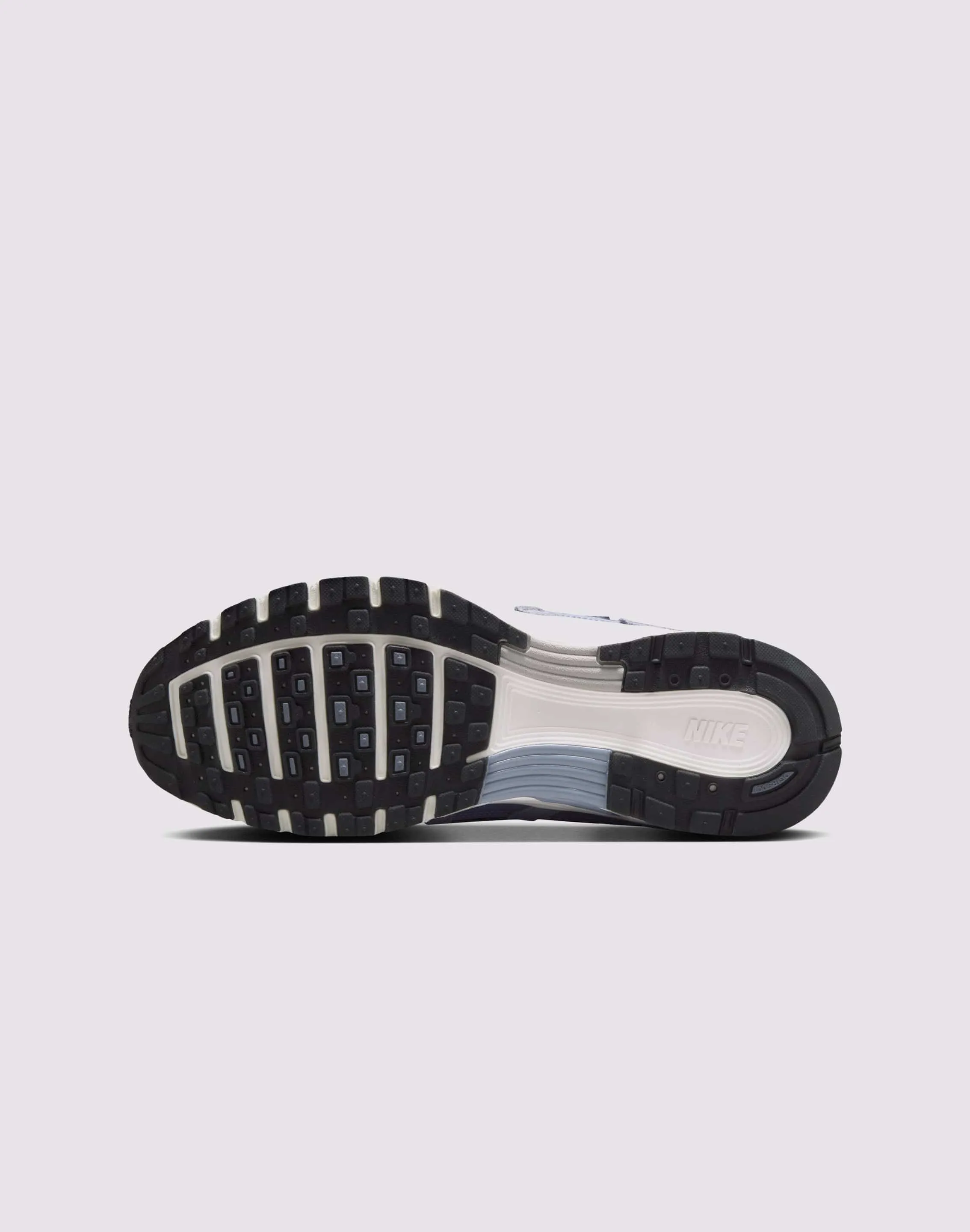 No Fuss Fit Style Go Nike P-6000 SE