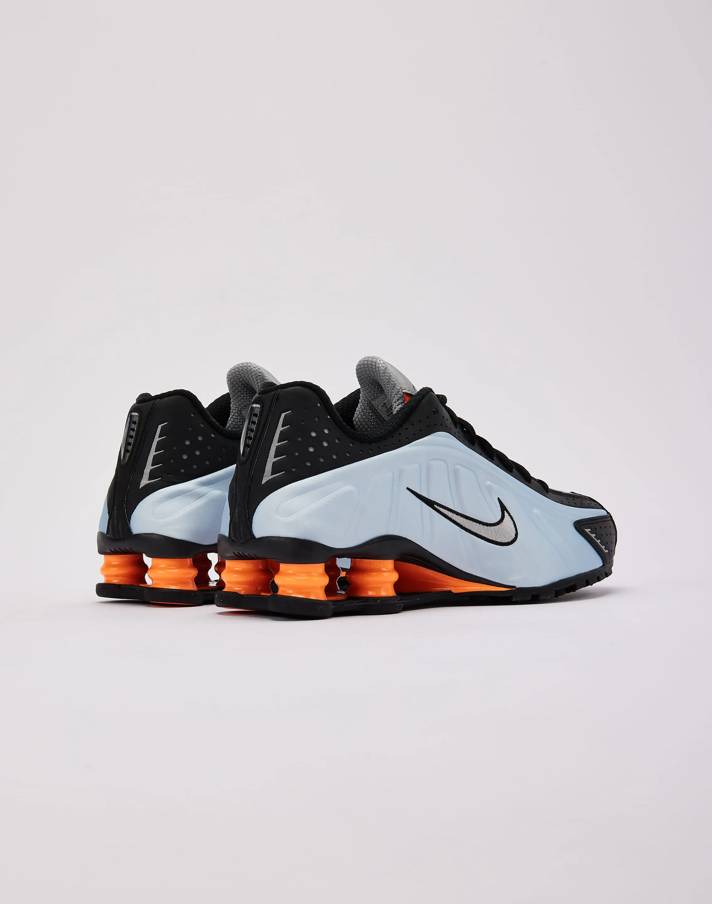 Nike Shox R4 Puncture Resistant Plate