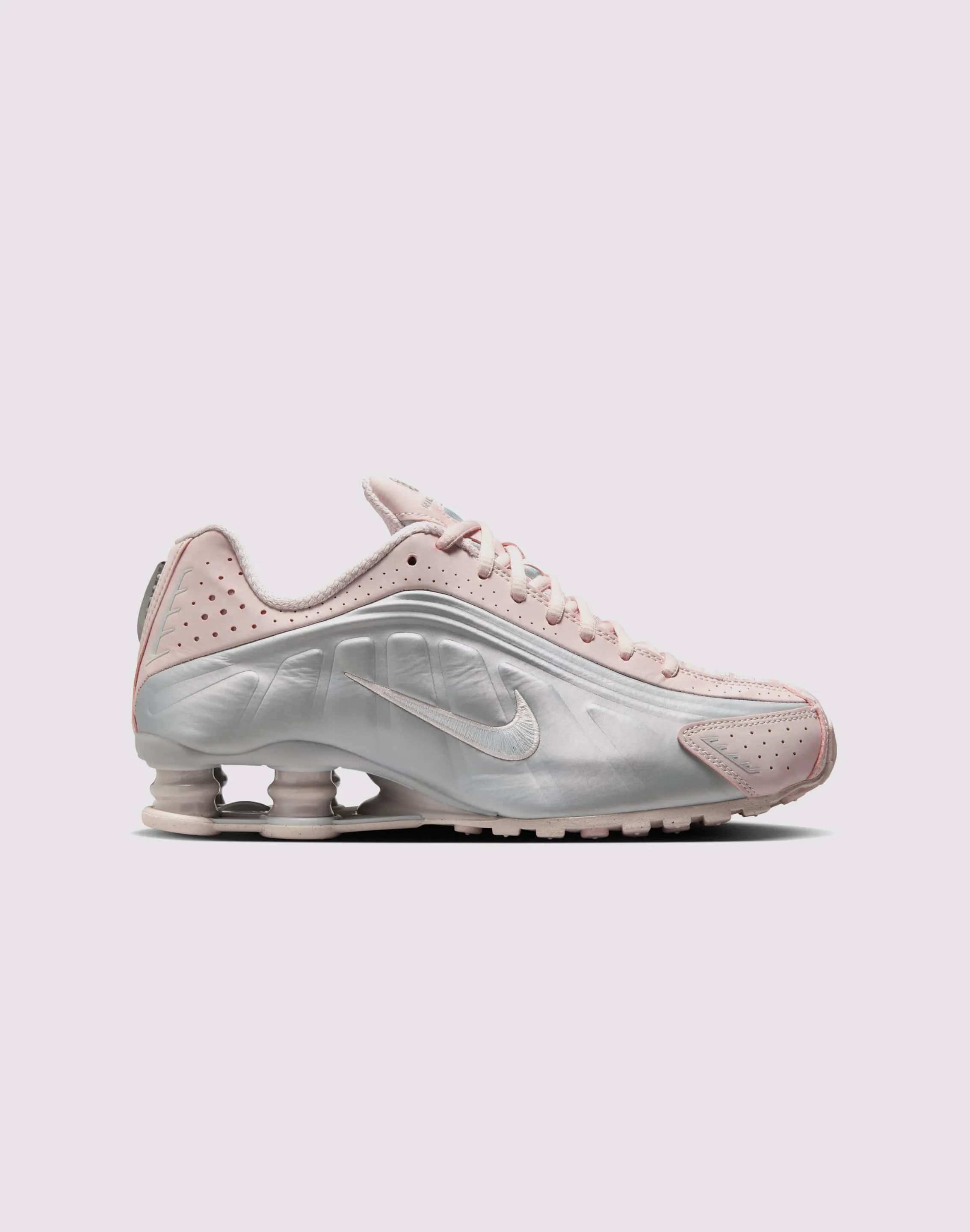 Stabilizing Heel Clip Weightless Cushion Technology Nike Shox R4 "Barely Rose/Mtlc Platinum"
