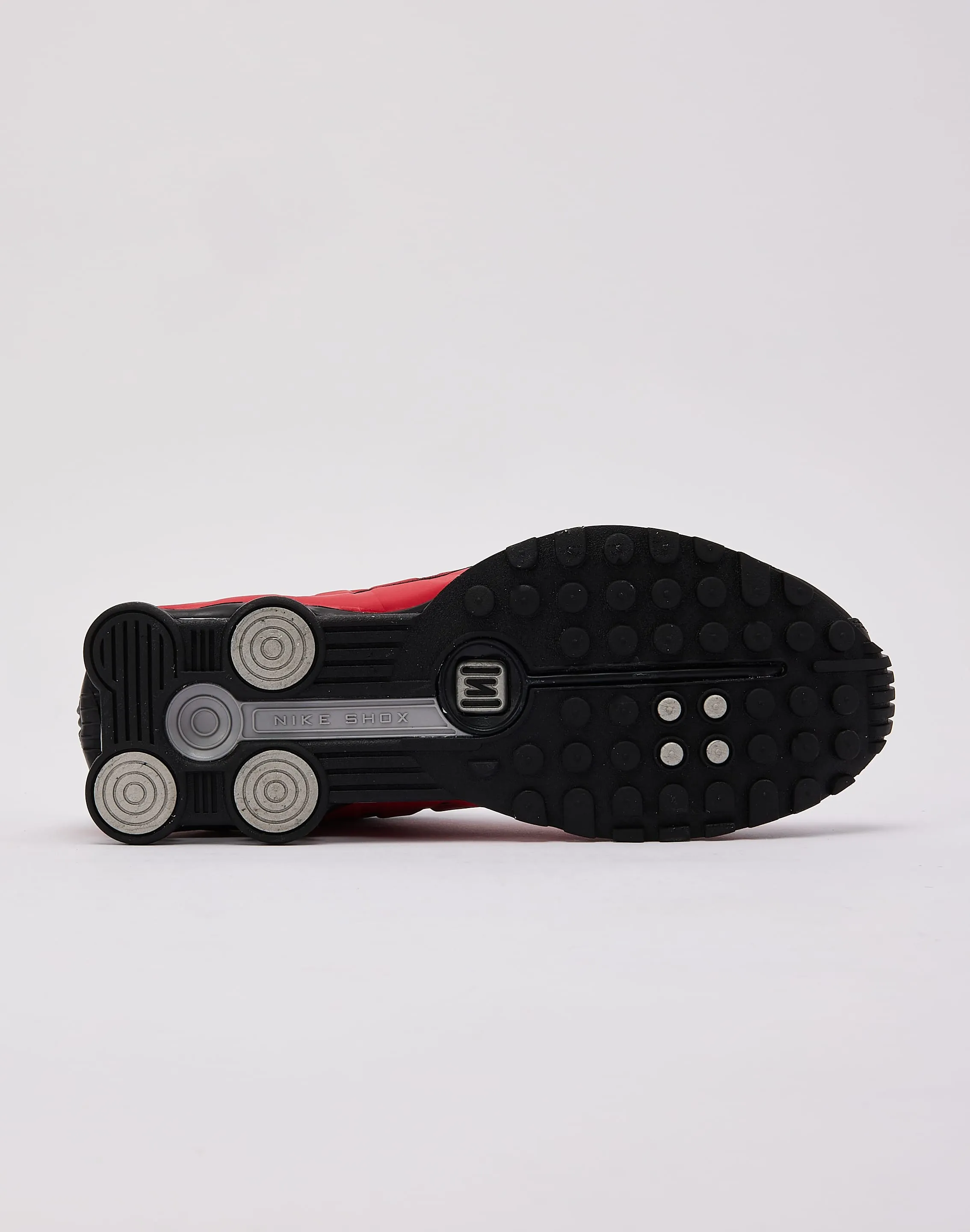Commute Look Nike Shox R4