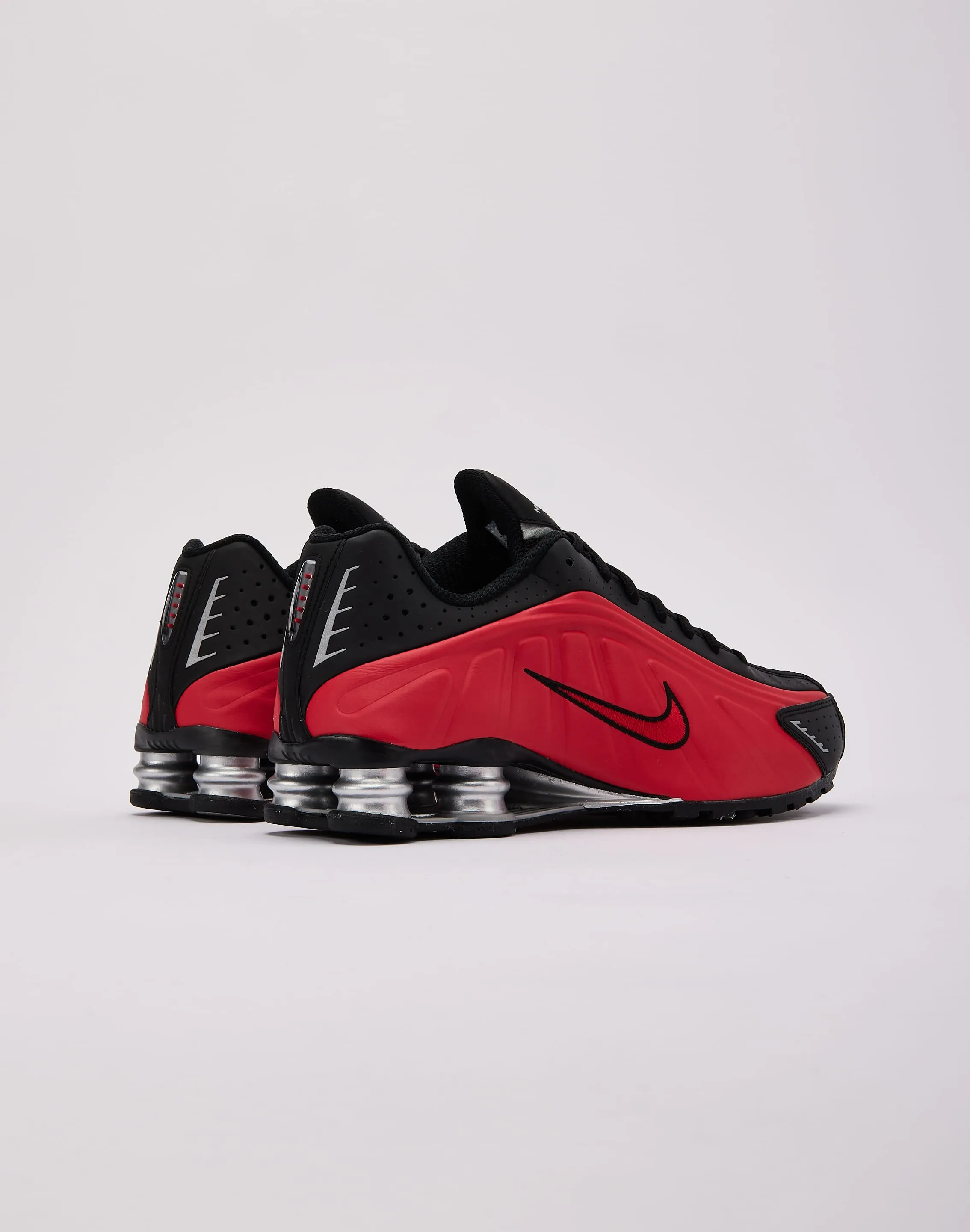 Nike Shox R4 Bridge Path