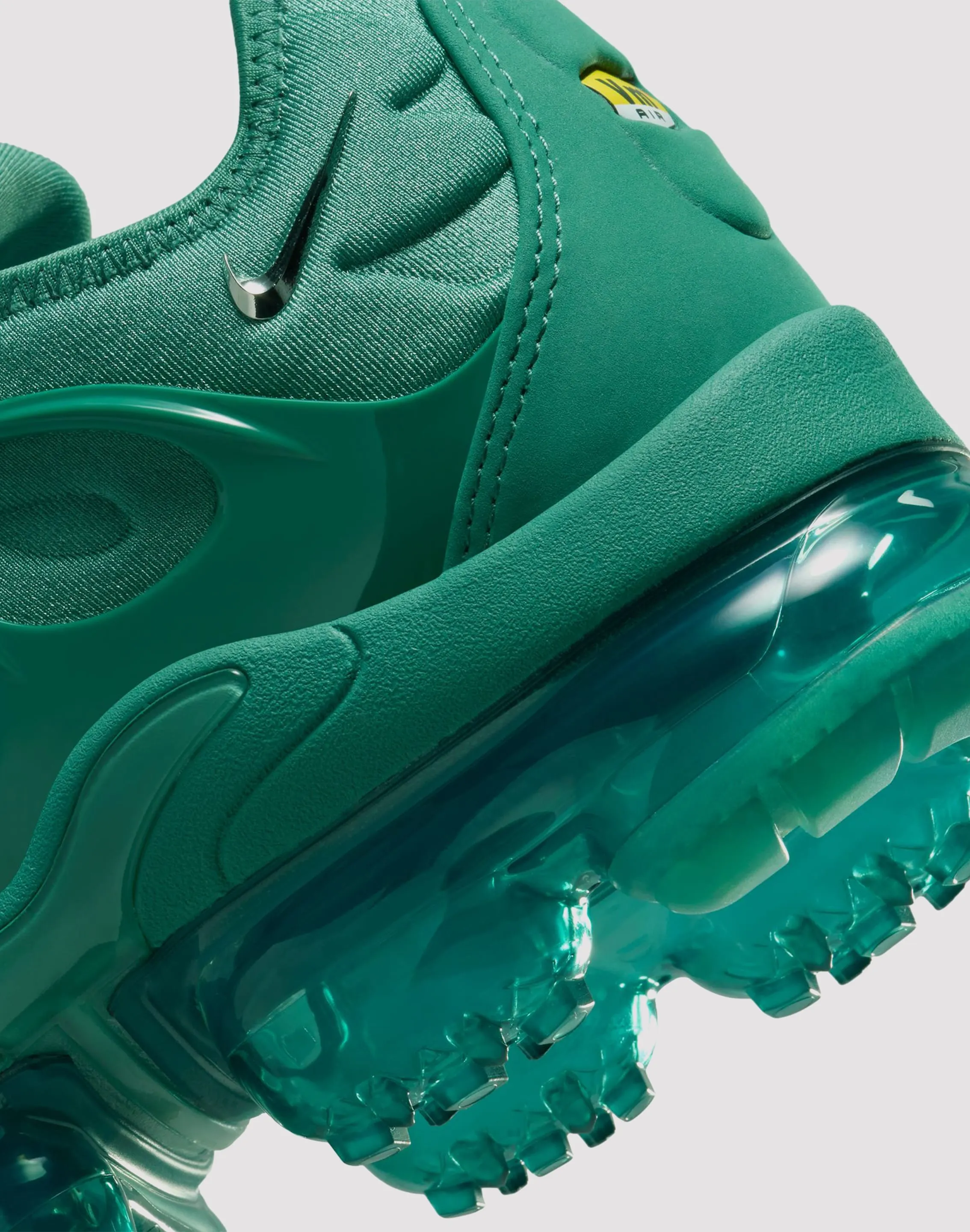 Balanced Control Nike VaporMax Plus "Bicoastal/Chrome/Metallic Silver"