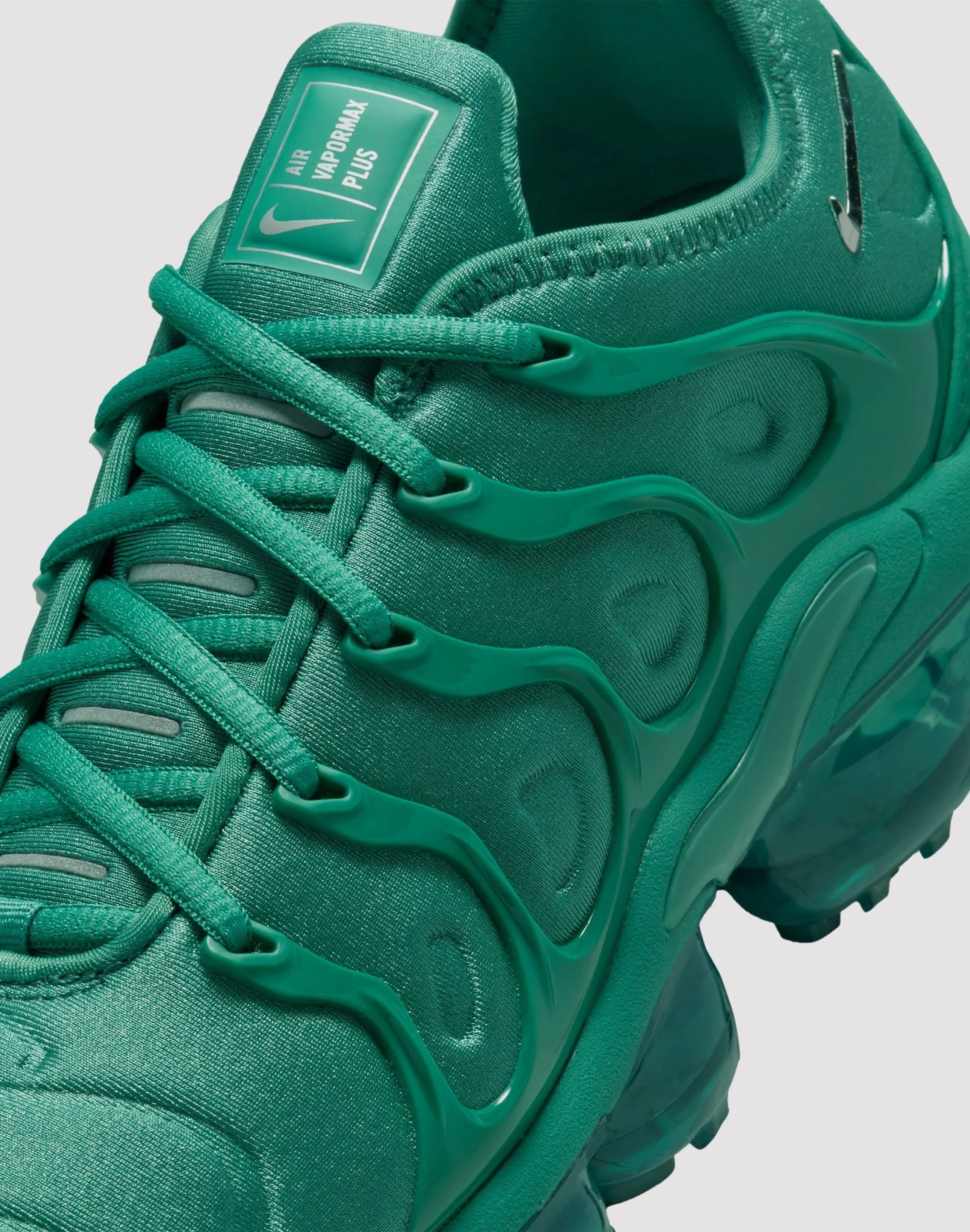 Nike VaporMax Plus "Bicoastal/Chrome/Metallic Silver" GoodGrip Sneaker Display