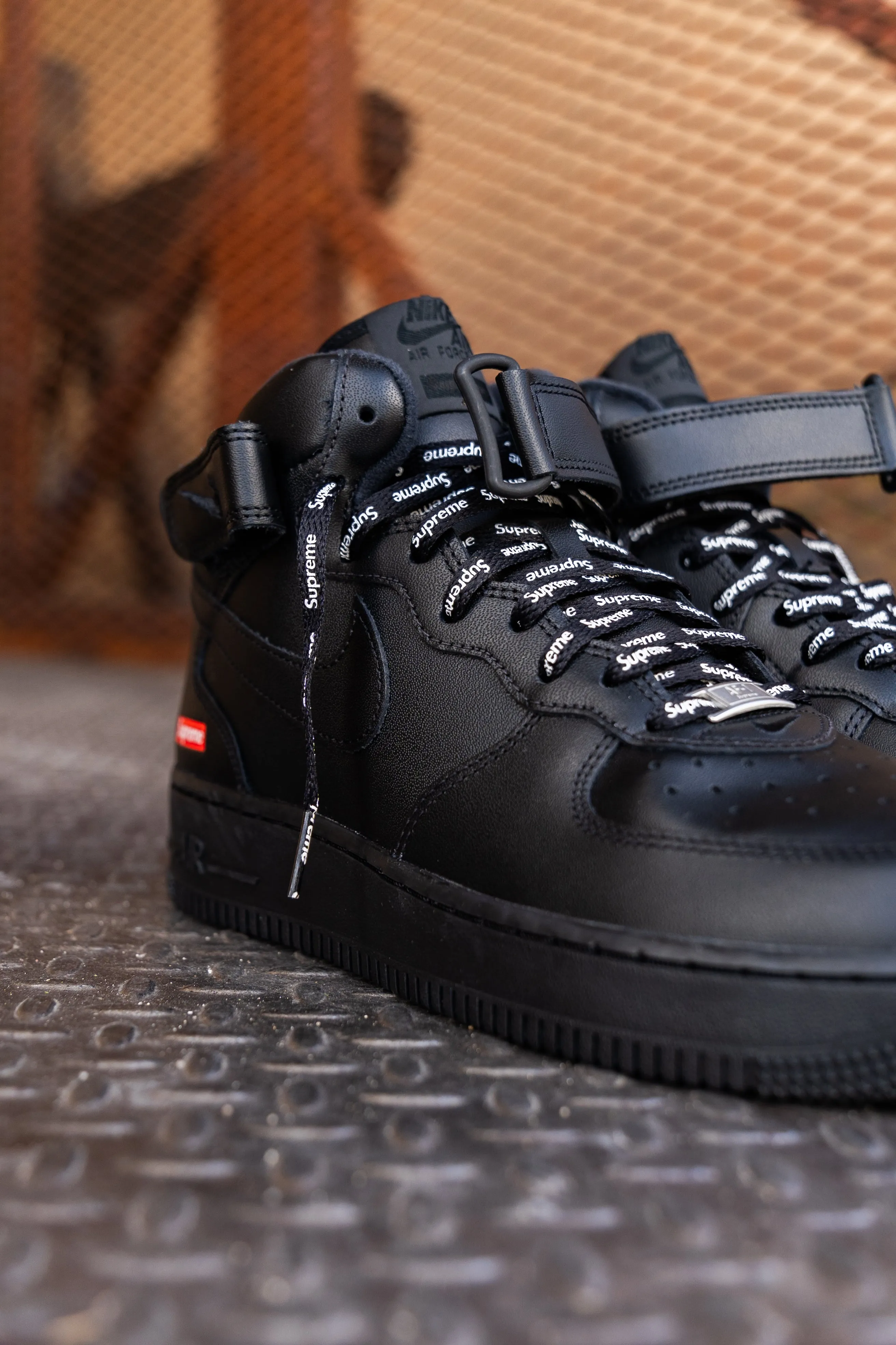 Nike x Supreme Air Force 1 Mid SP (Black) Fabric Wide-fit