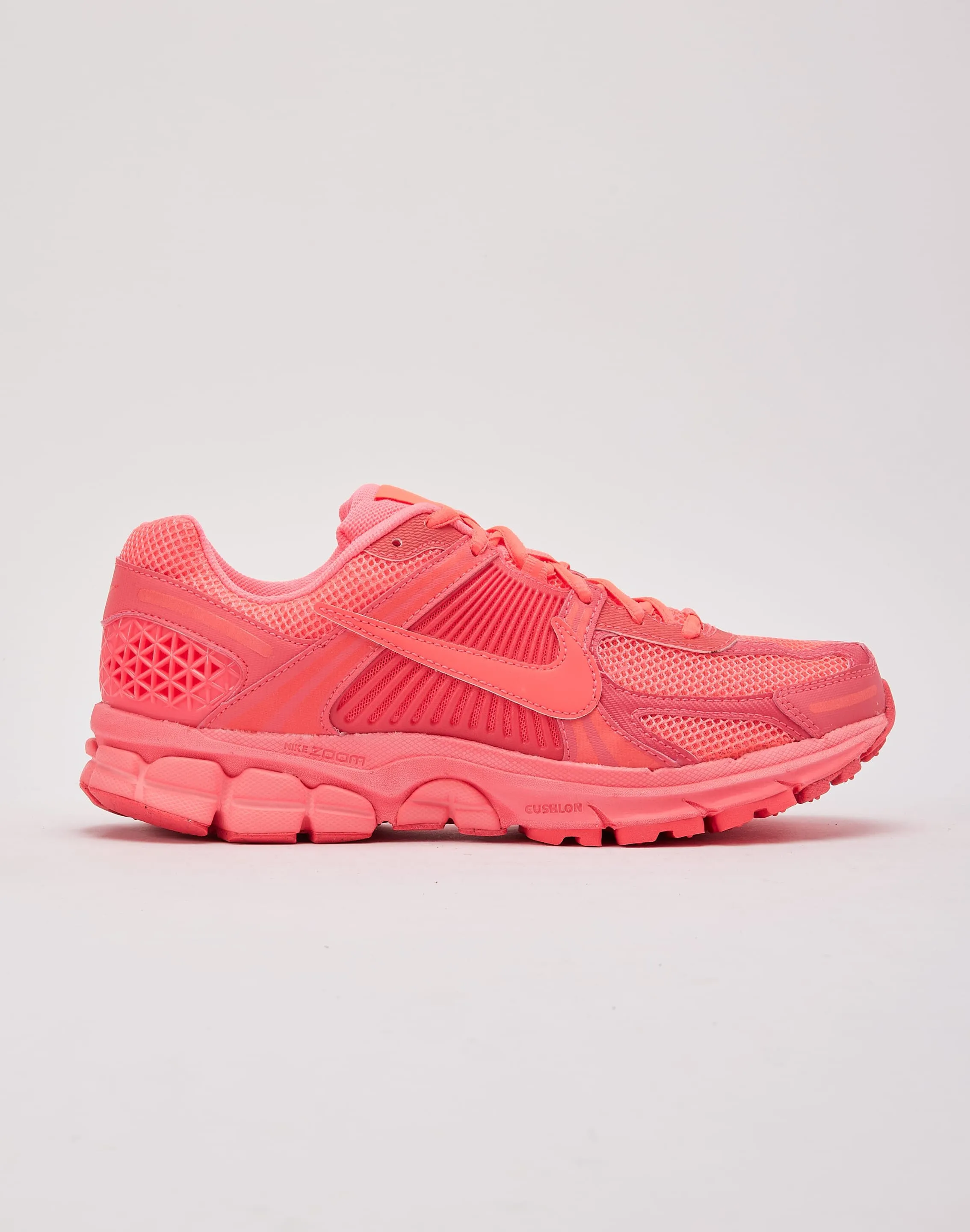 Club Meet Break Step Nike Zoom Vomero 5