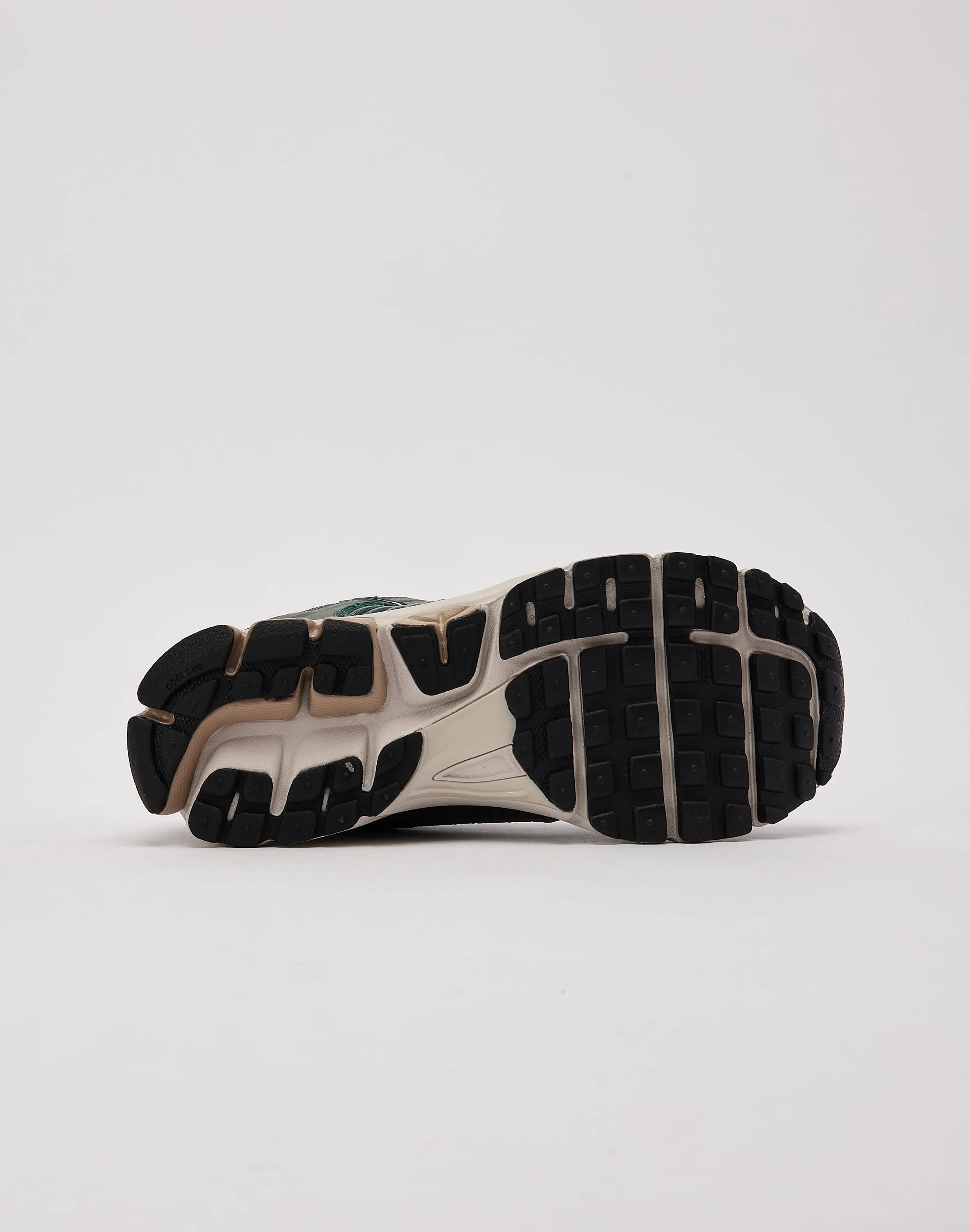 Energy Returning Foam Nike Zoom Vomero 5