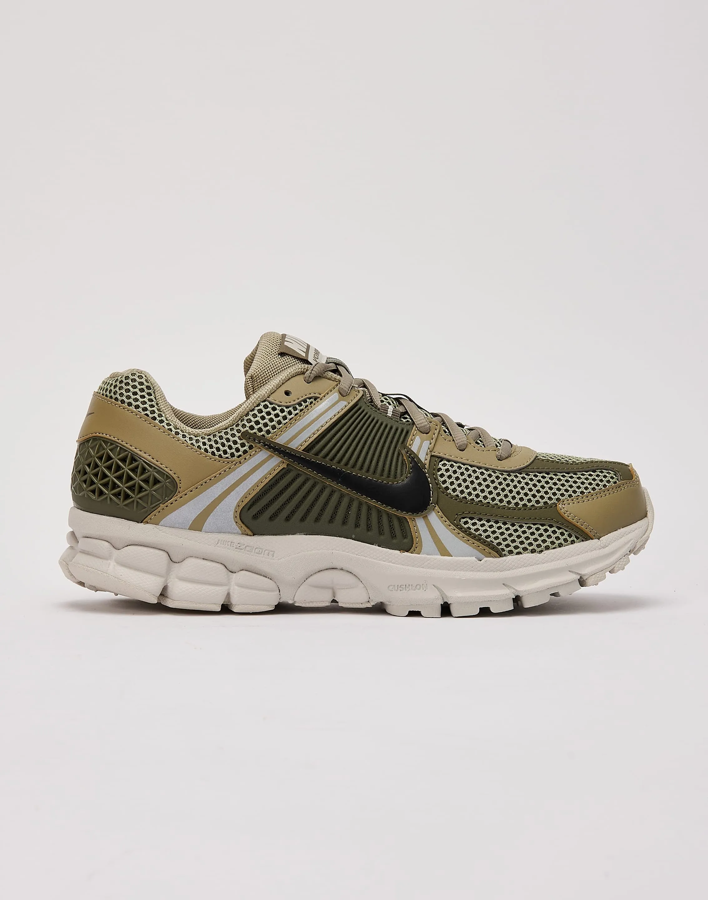 Motion Ease Traction Control Nike Zoom Vomero 5