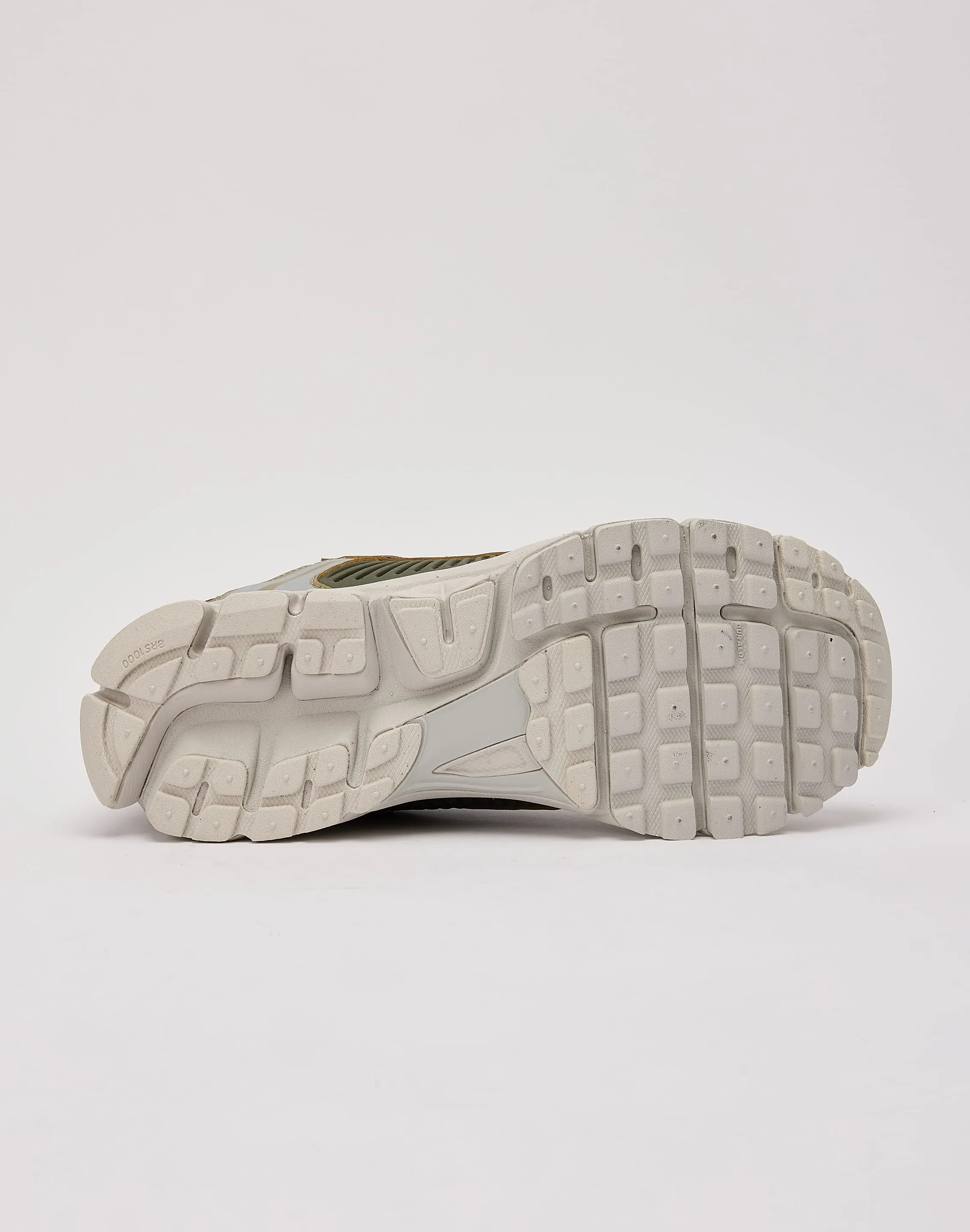 Parent Hike Nike Zoom Vomero 5