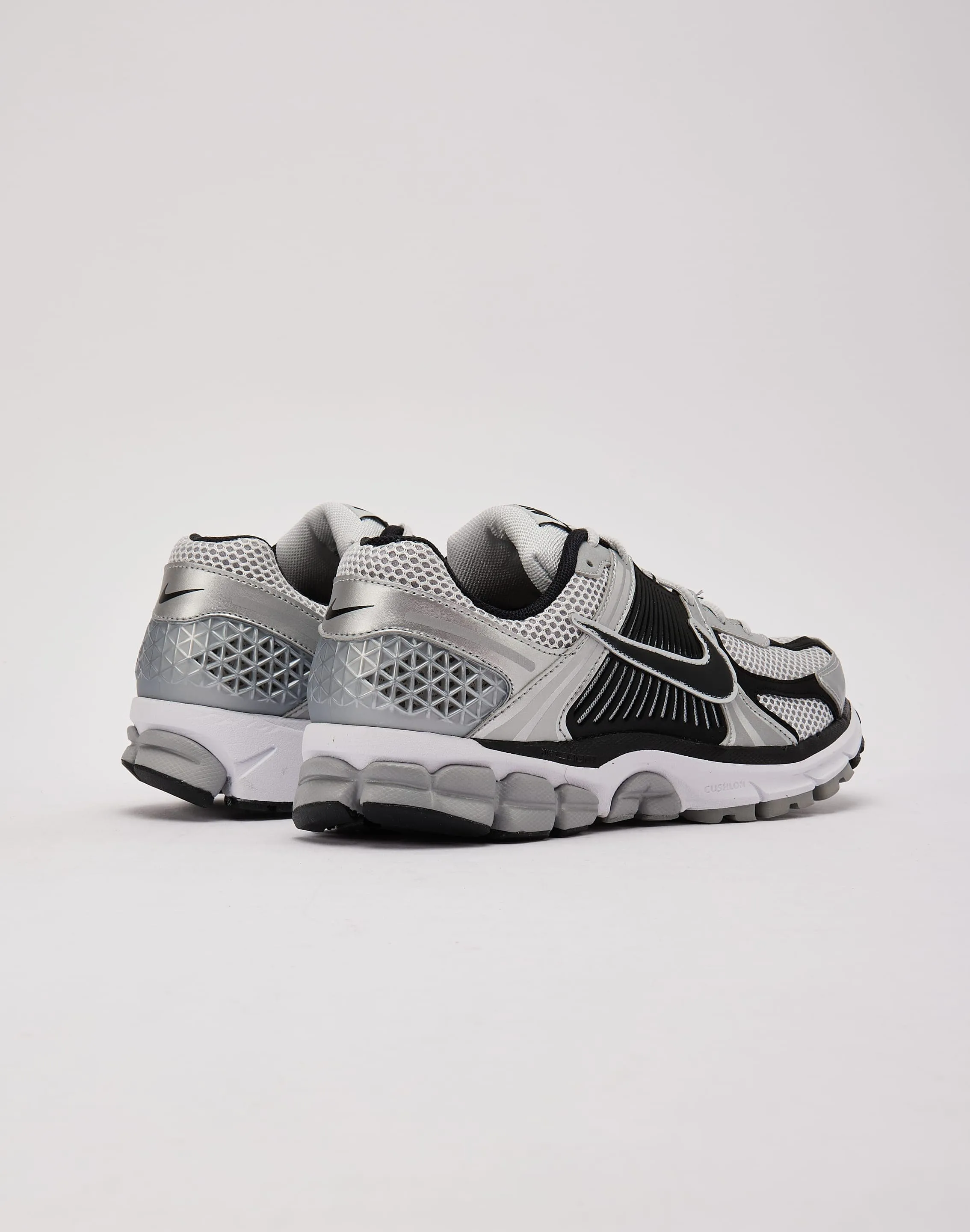 Nike Zoom Vomero 5 Leap Hike Casual Fit