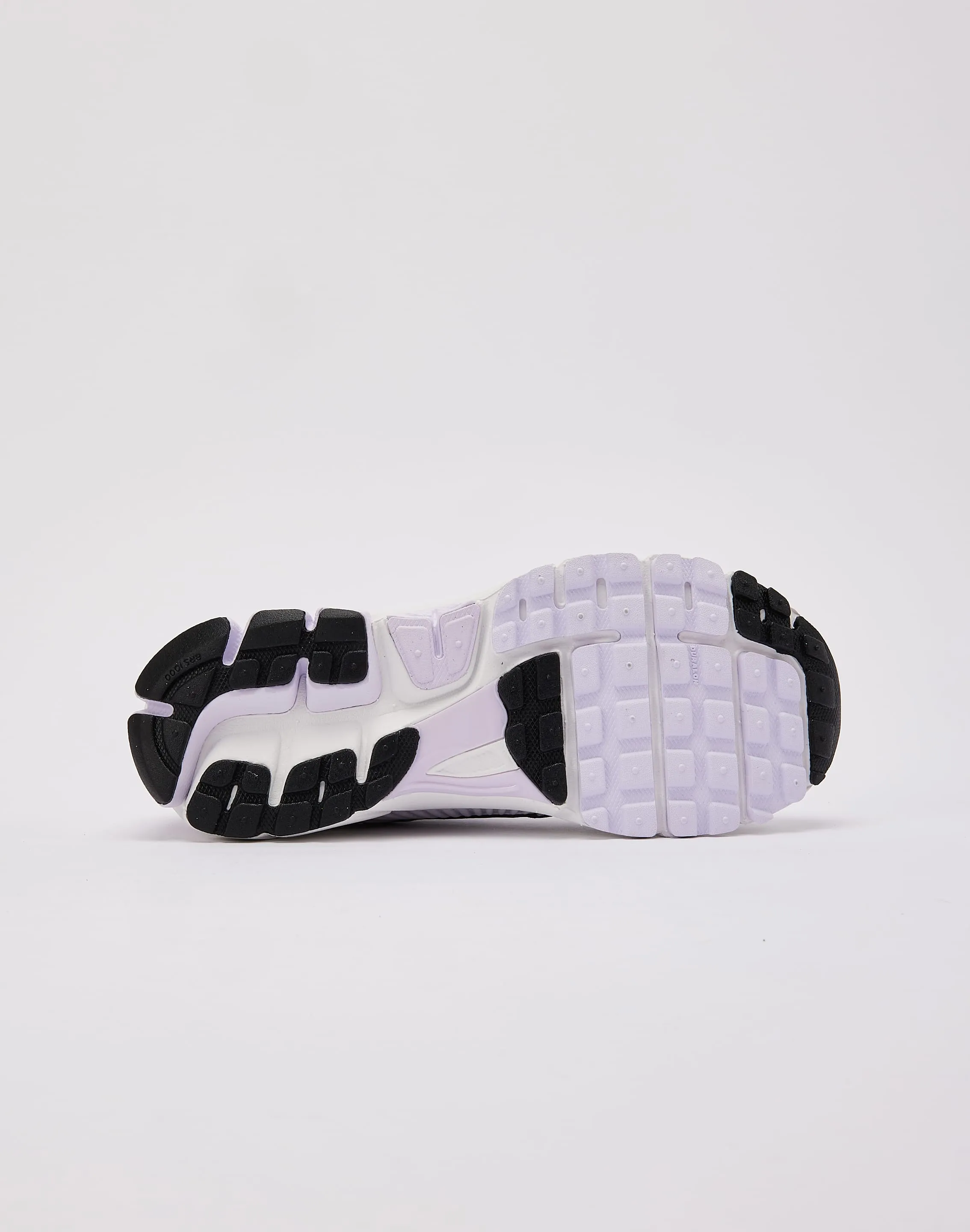 Zero Grip Failure Soft Touch Nike Zoom Vomero 5