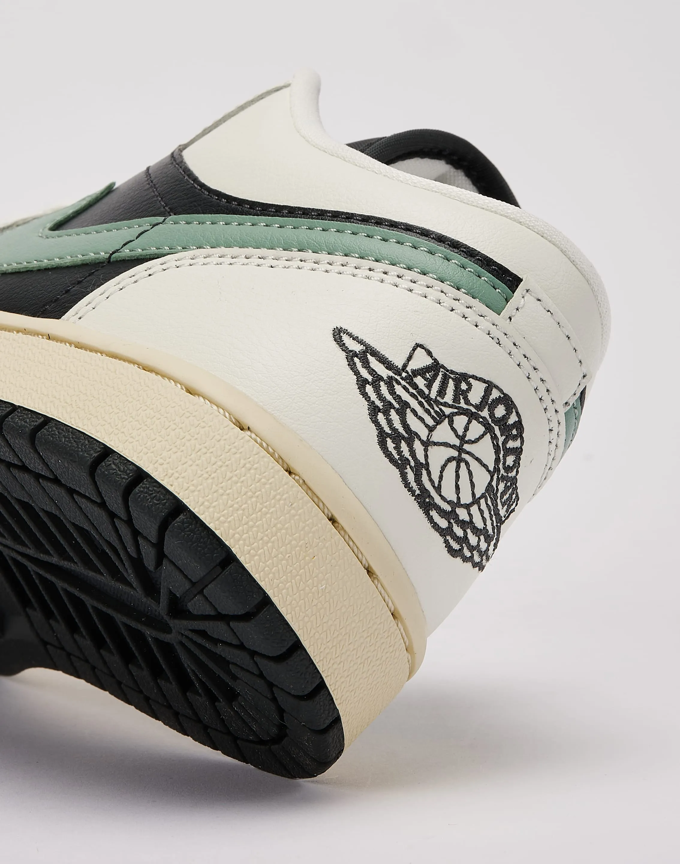 Leather Upper Cool Look Jordan Air Jordan 1 Low