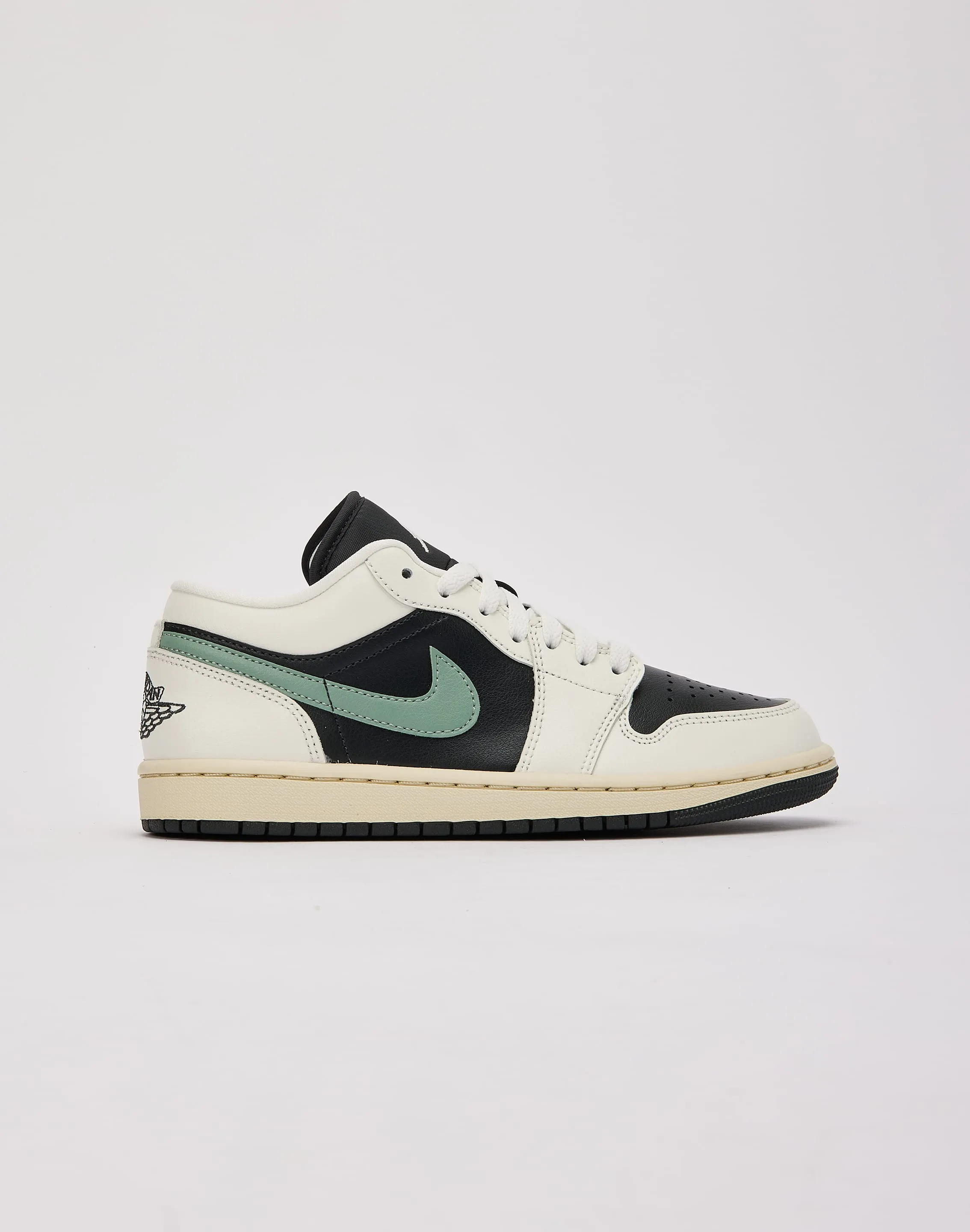 Glossy Finish Lifestyle Choice Jordan Air Jordan 1 Low