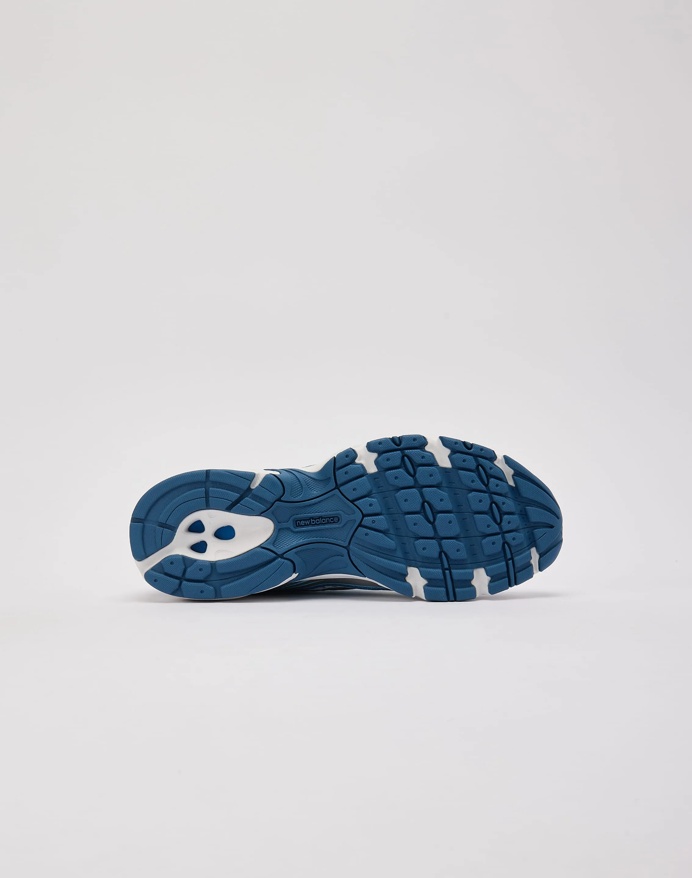 New Balance 740 Quick Dry Materials