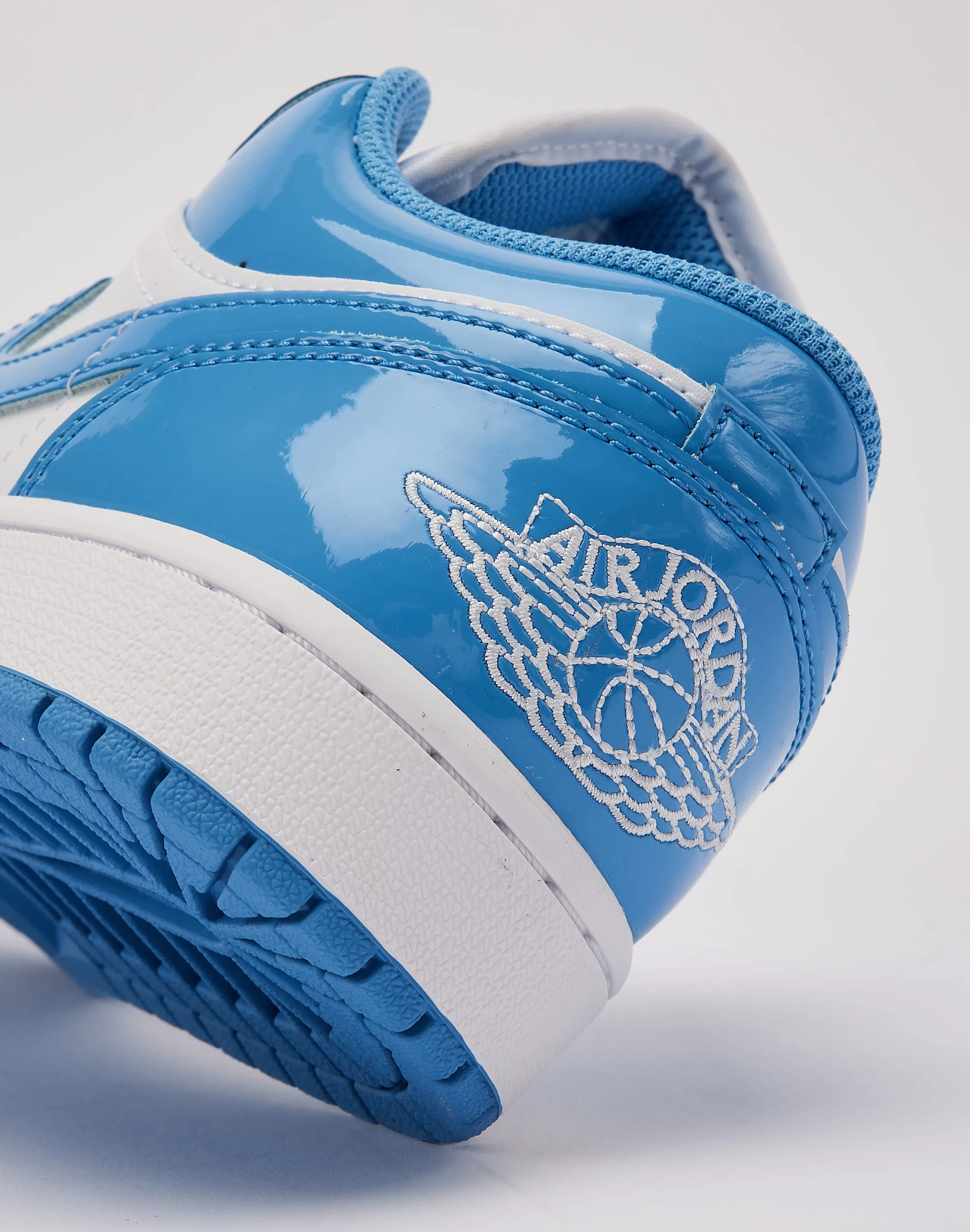 Mesh   lined Slow Step Jordan Air Jordan 1 Low SE