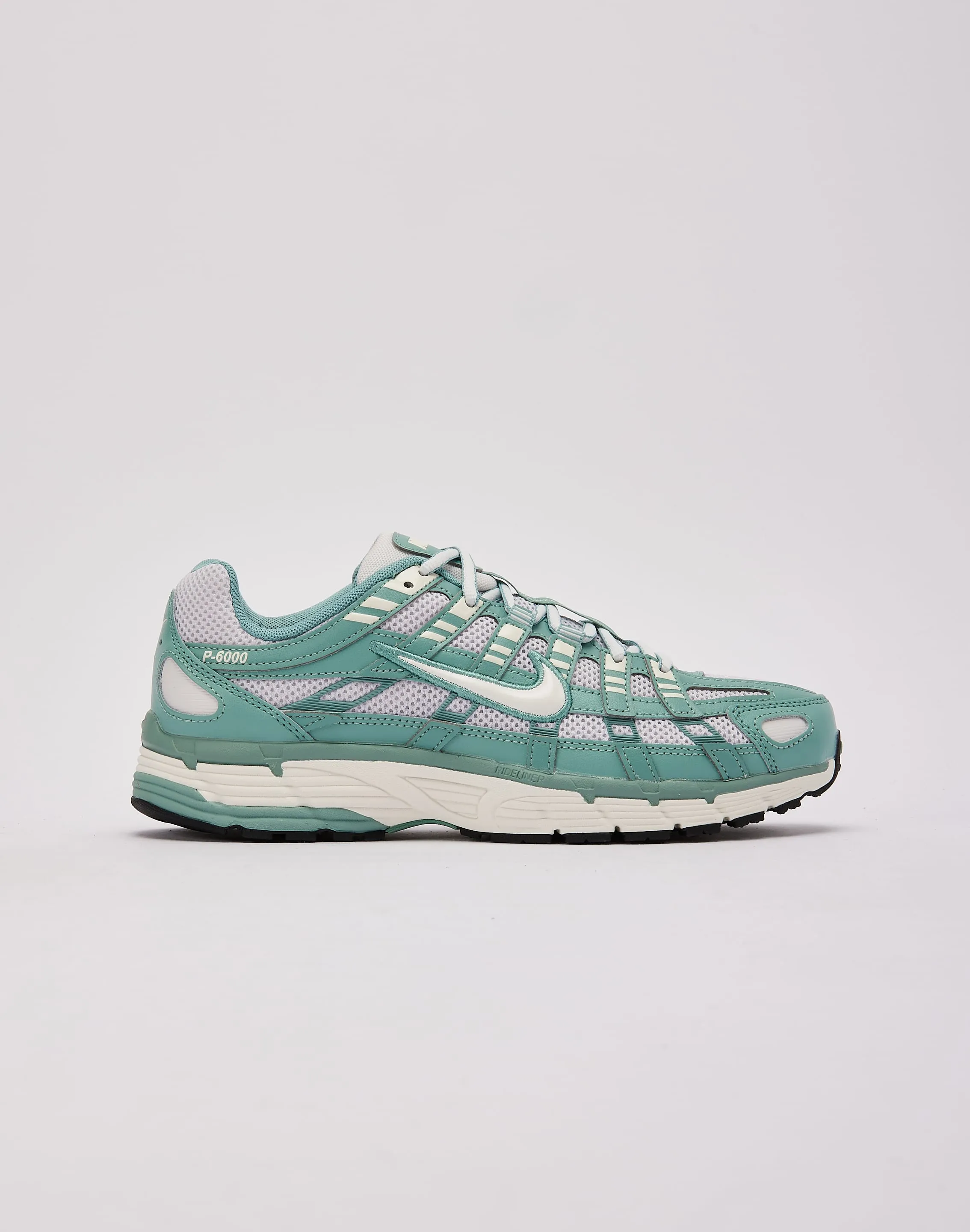Nike P-6000 Comfort Breath Stylish Details