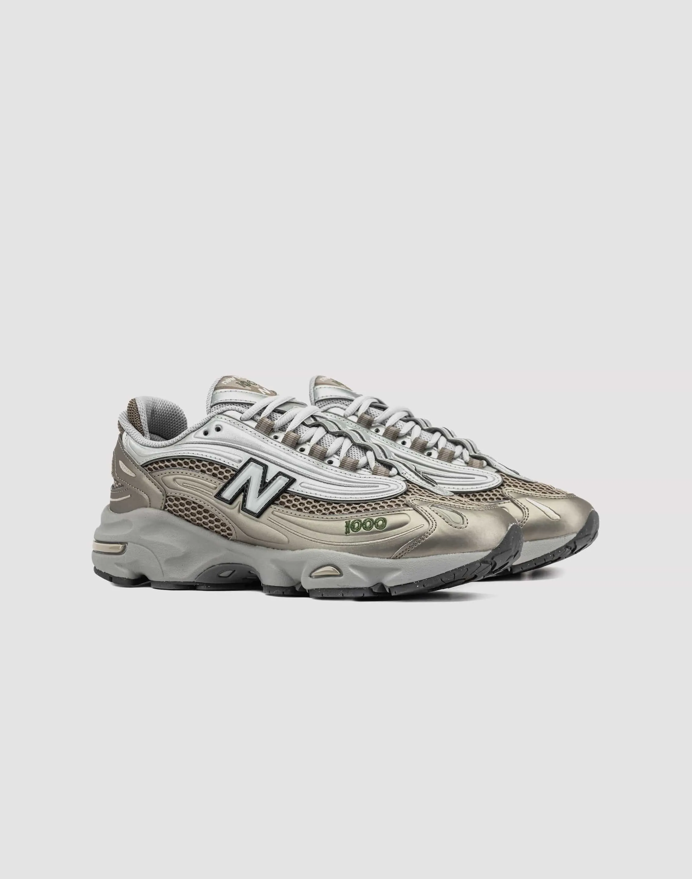 New Balance 1000 Feet Wellness