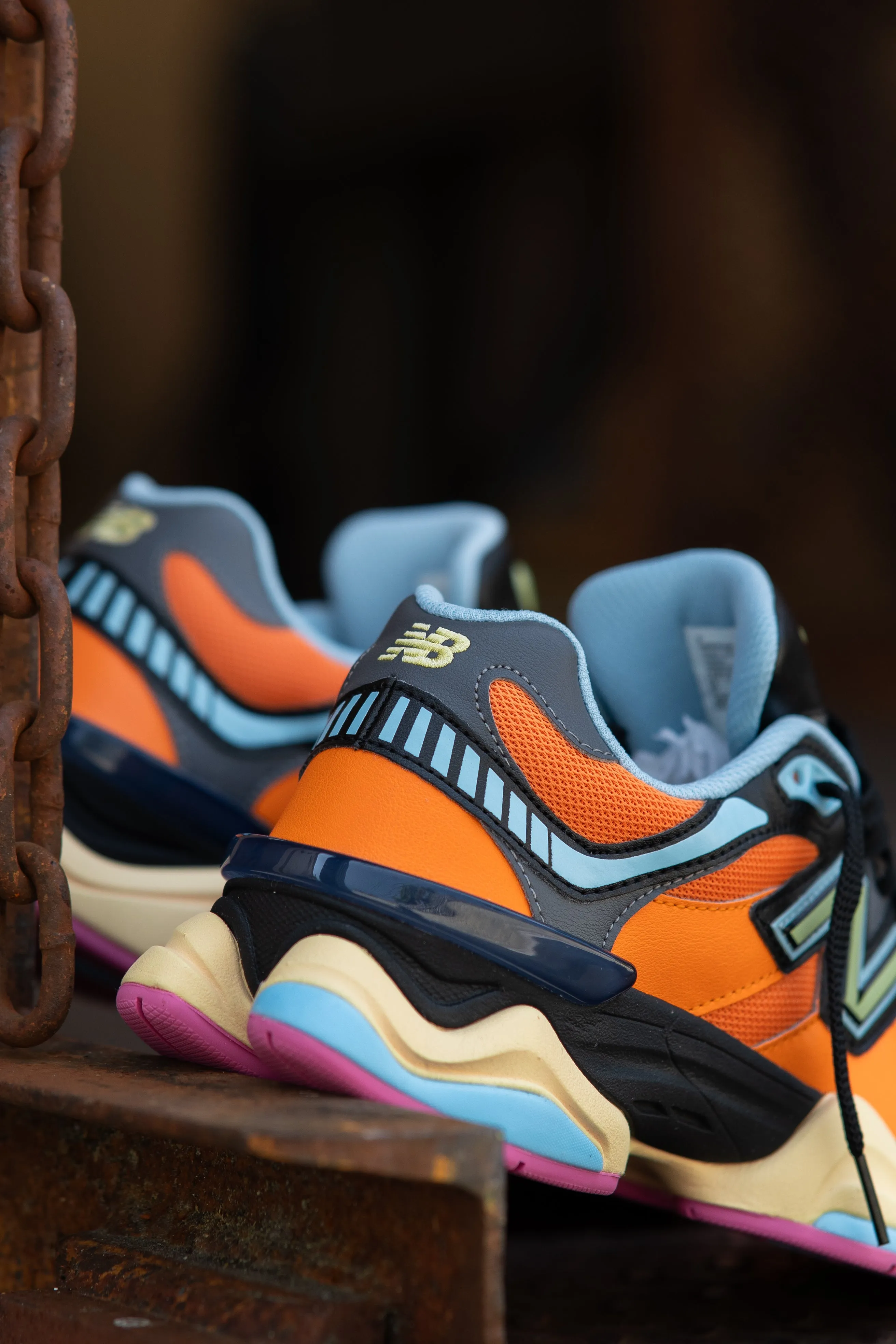 Mens New Balance 9060 (Orange/Black) - U9060OGB skiers foldability - level