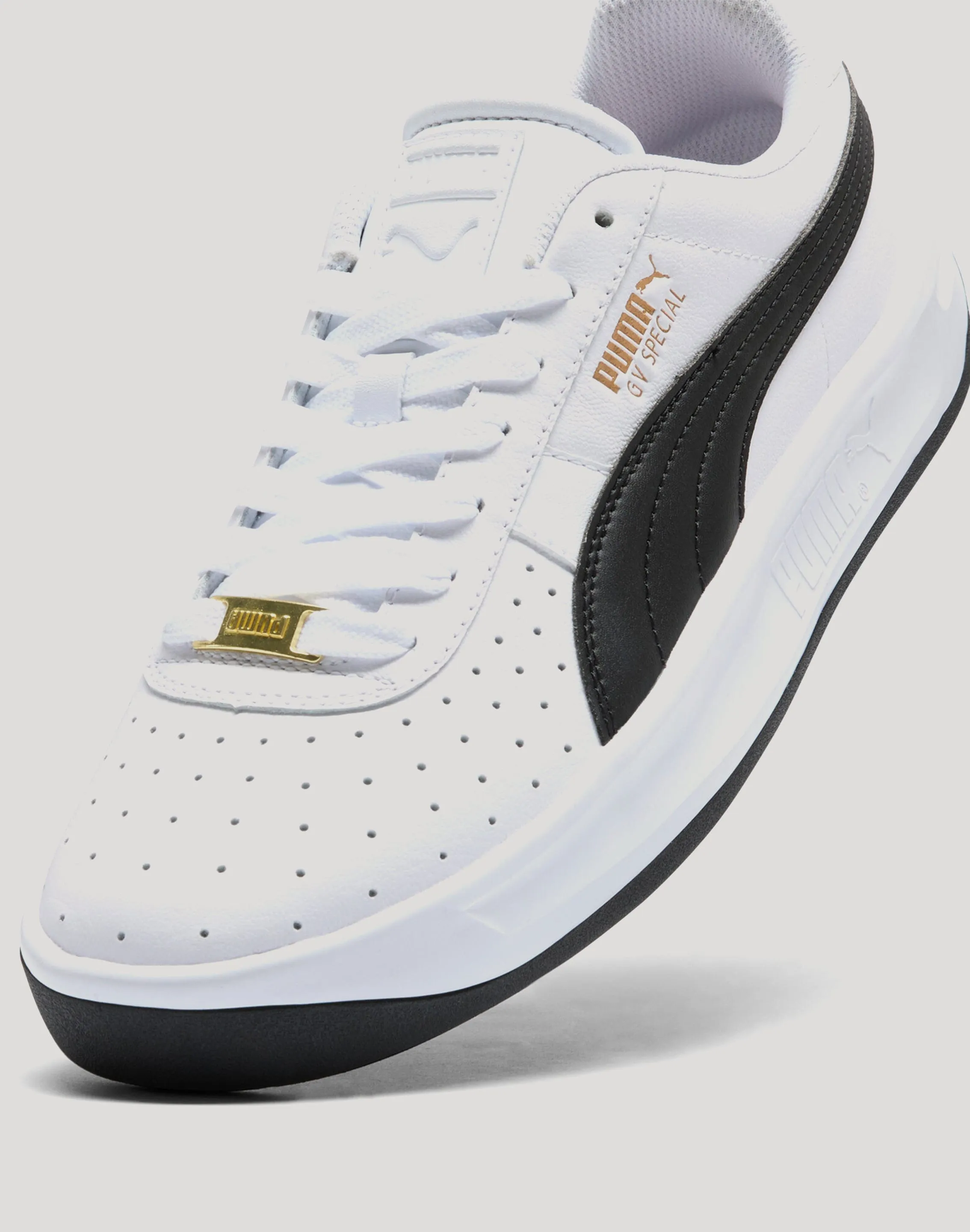 Travel Daily Glow Run Puma GV Special
