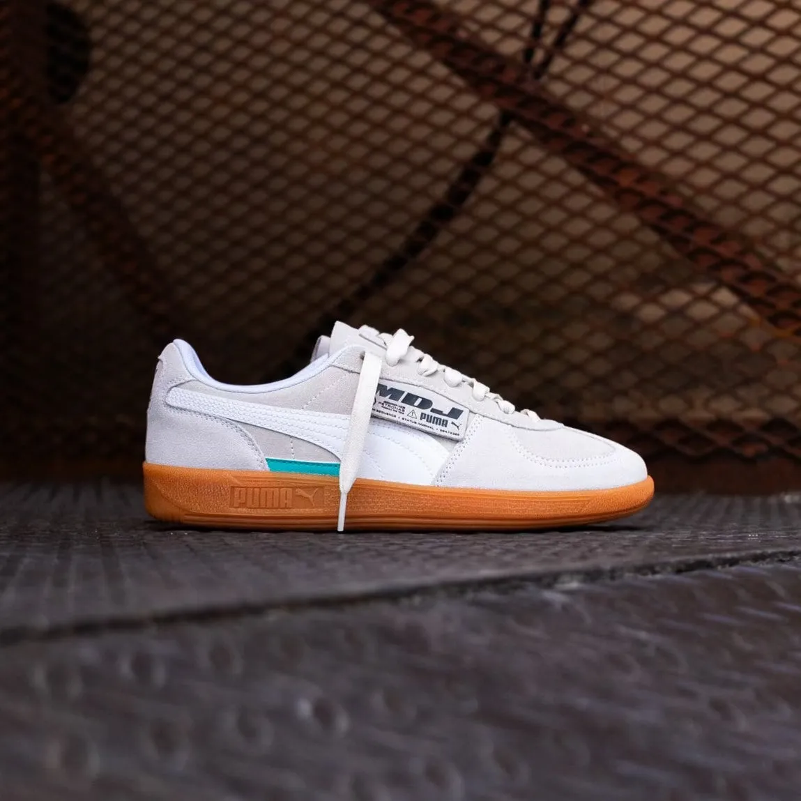 casual wearers Puma Mercedes-AMG Petronas F1? Palermo x MDJ (White)