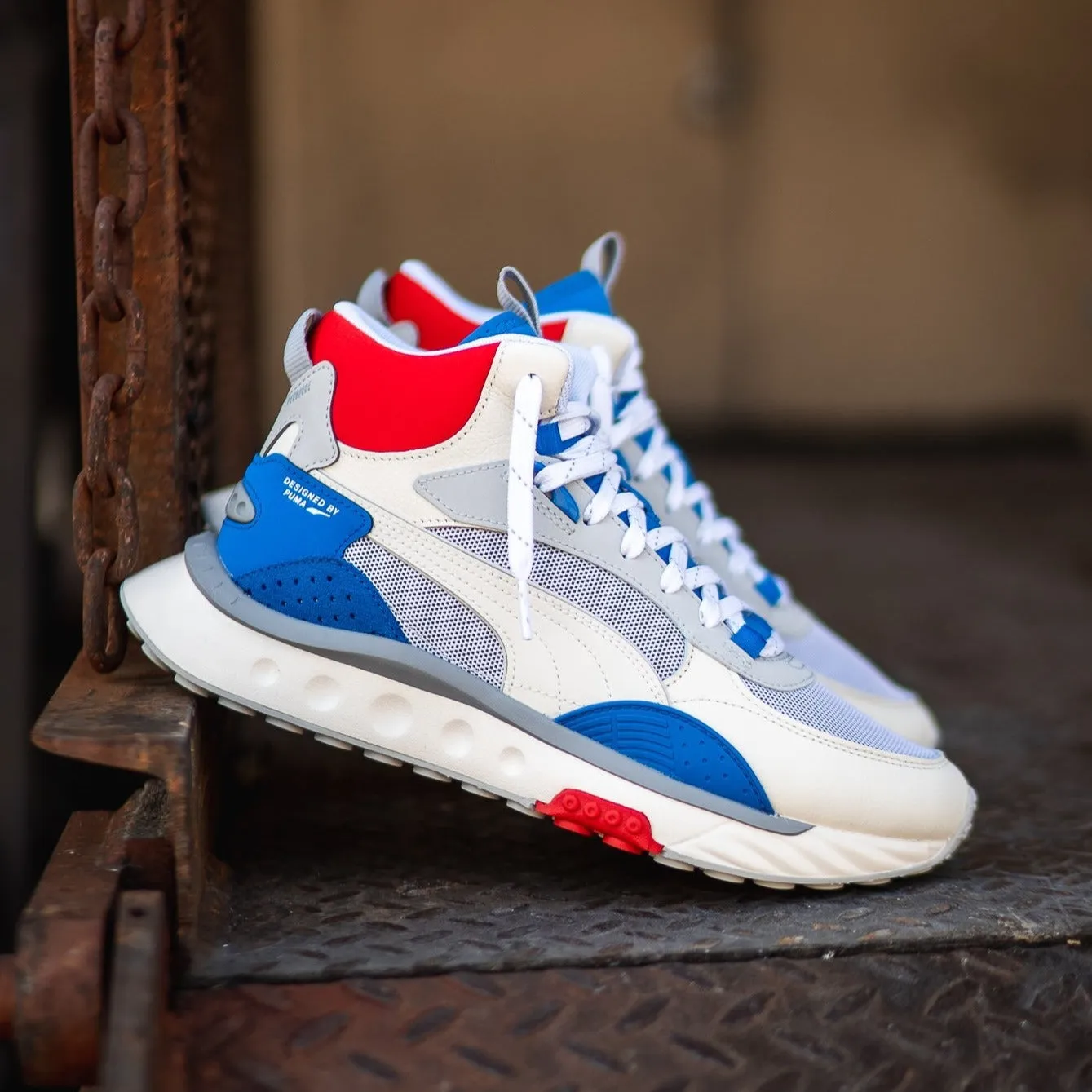 Puma Wild Rider Mid WS (Ivory Glow/Future Blue) Model office pumps