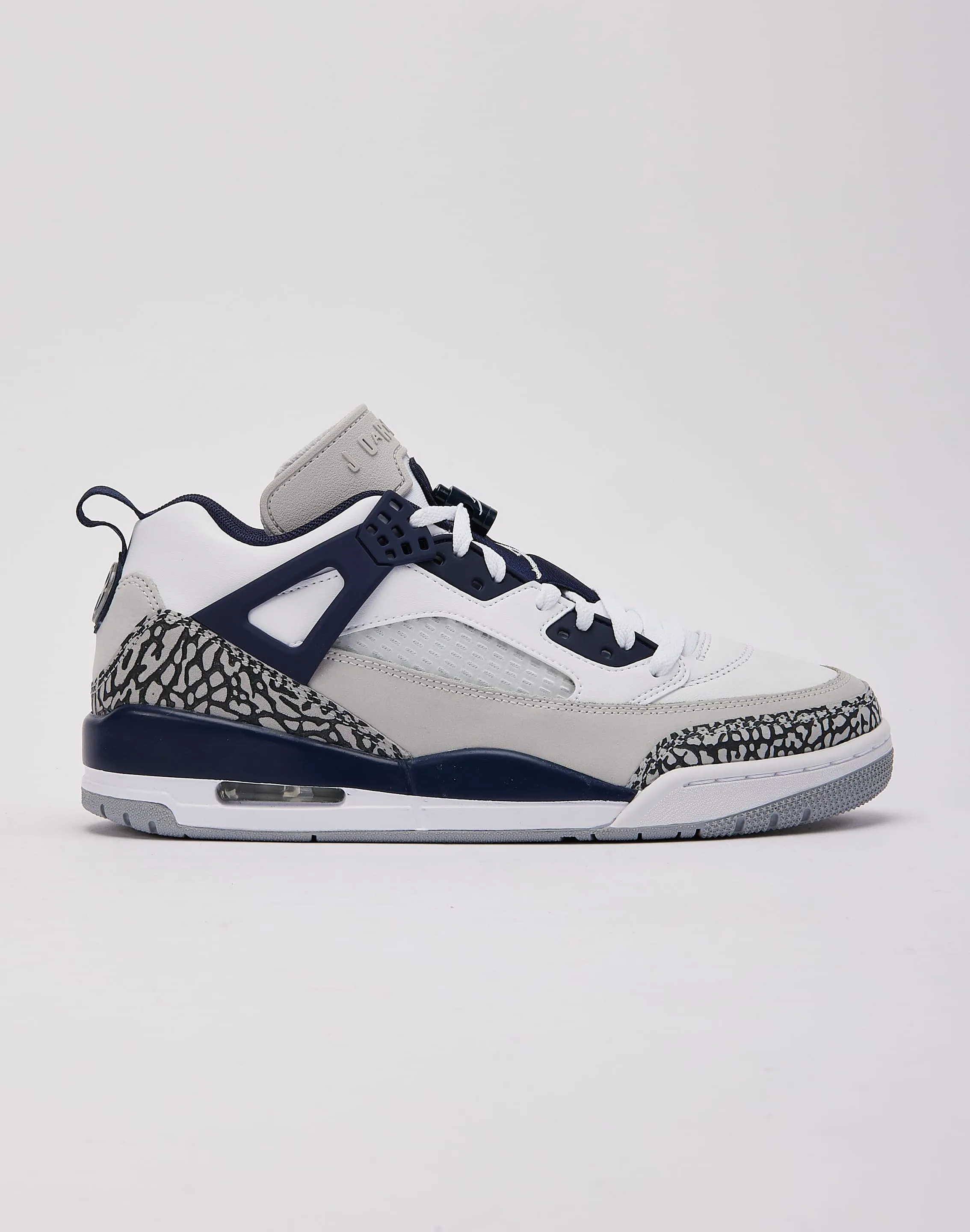Versatile Upper Jordan Spizike Low