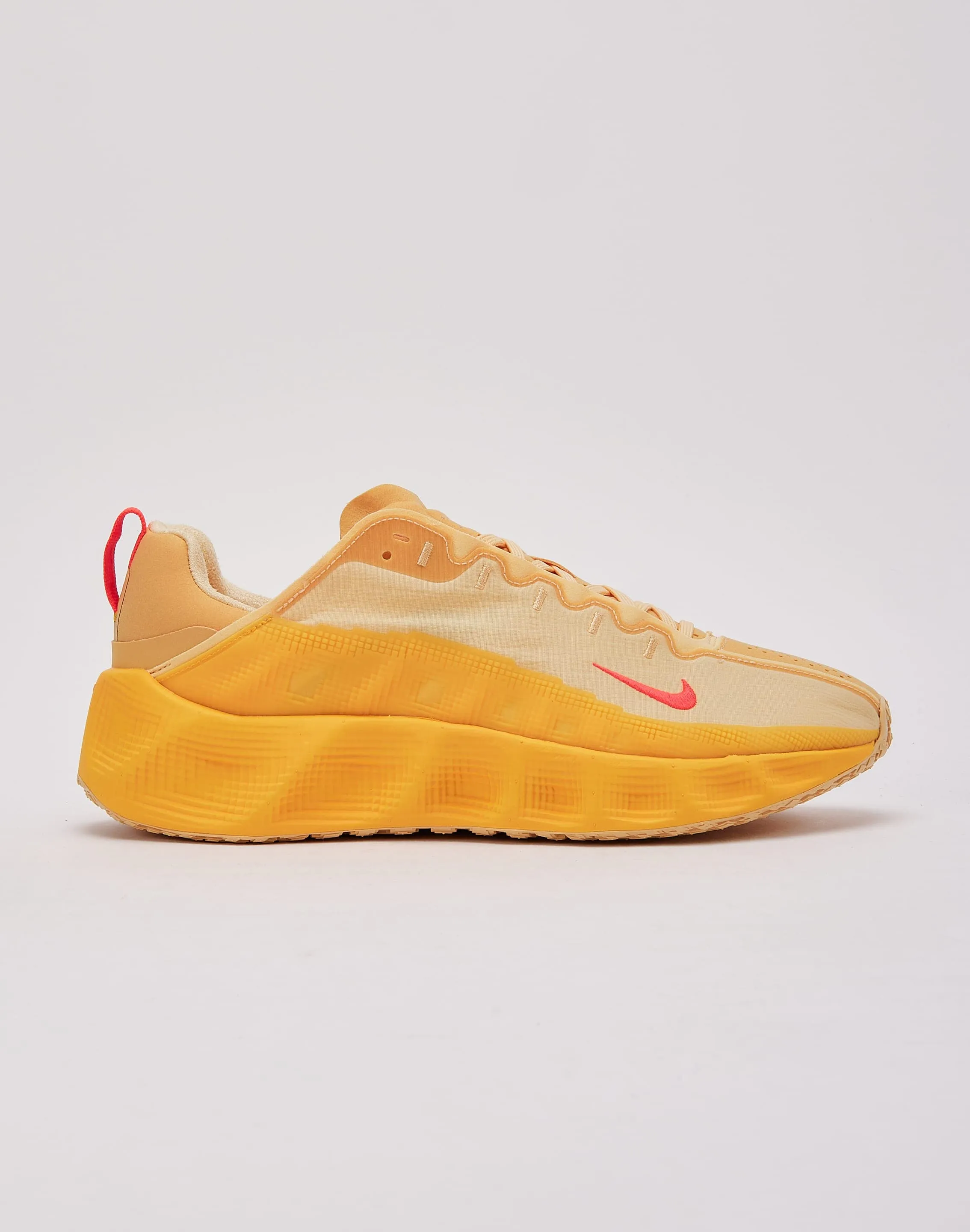 Campus Life Grass Jog Nike Ava Rover