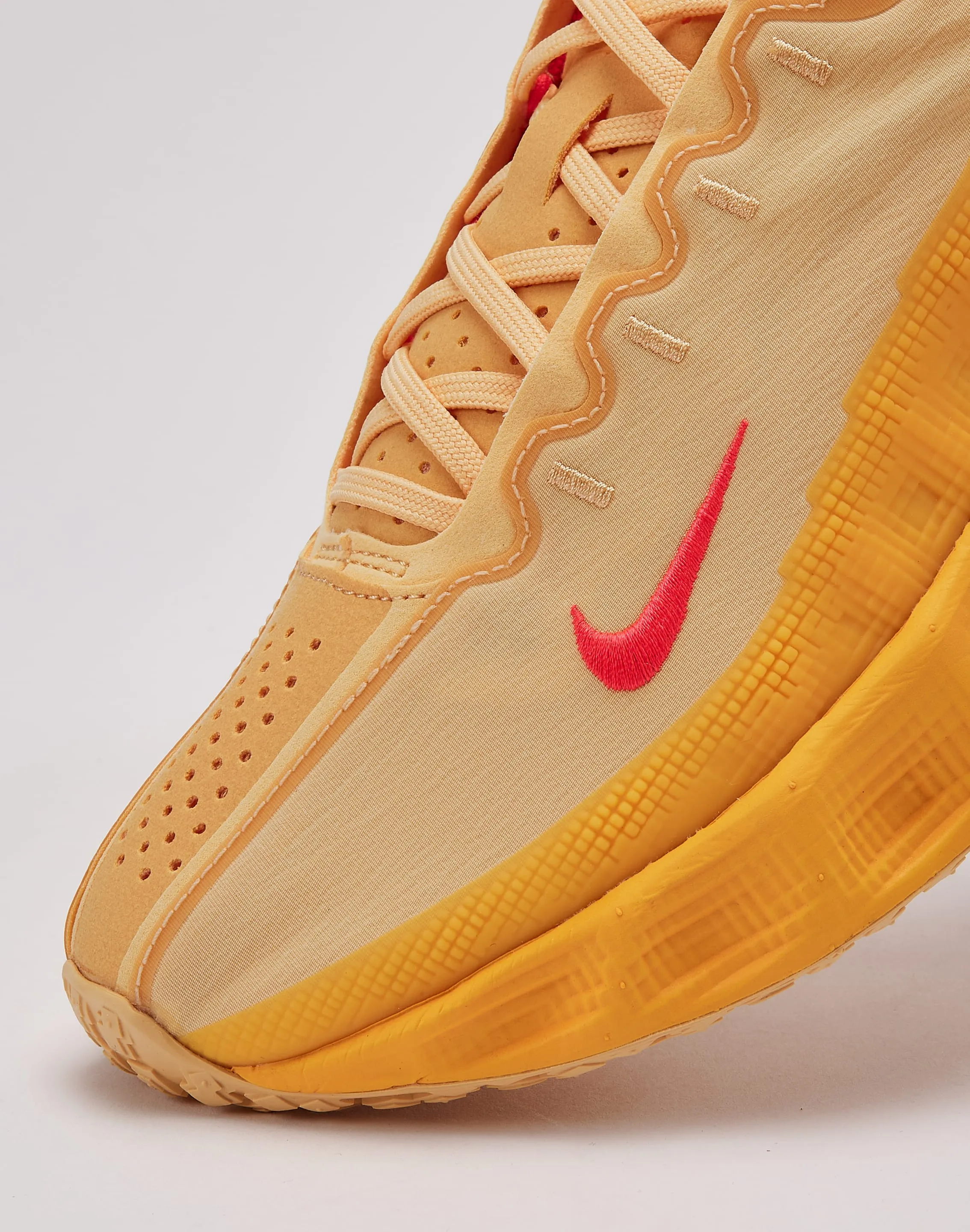Nike Ava Rover Port Run Run Light