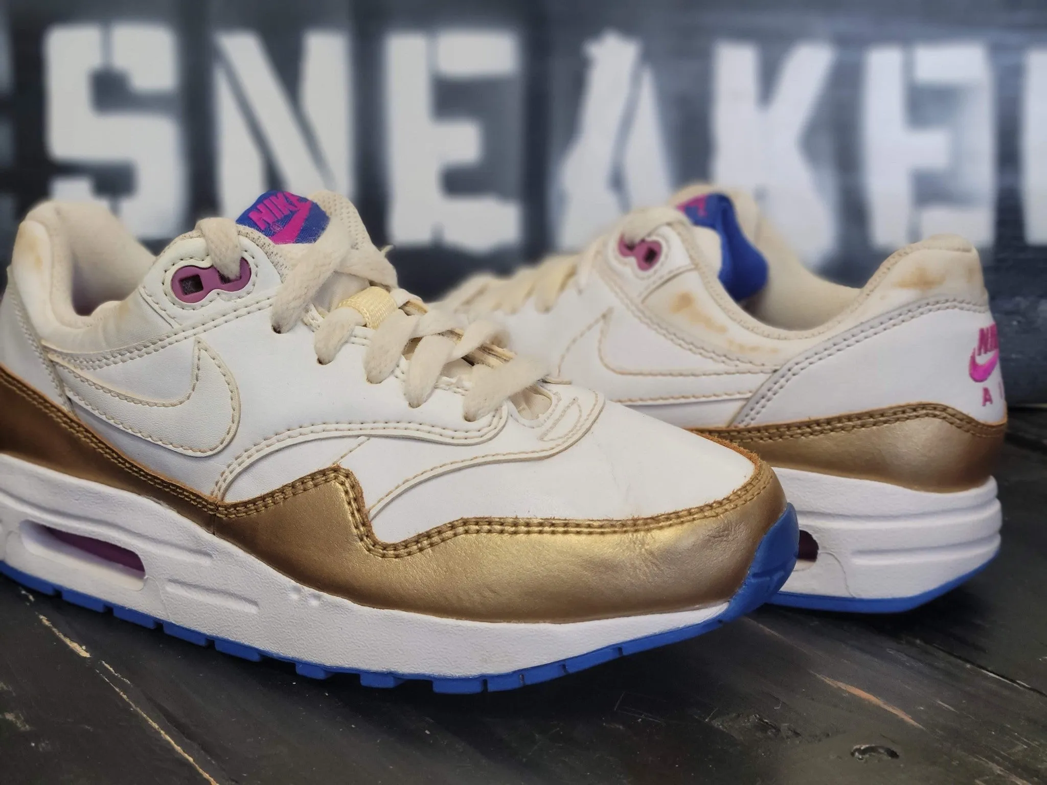 occasional - running option shoes machine - washable running option 2018 Nike Air Max 1 Gold/White Running Trainers Shoes 807605-103 Kid Girl 4 4y