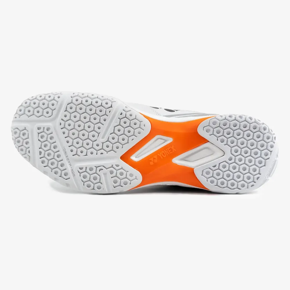 Form One Secure Core Yonex Power Cushion 65 X3 (White/Orange)