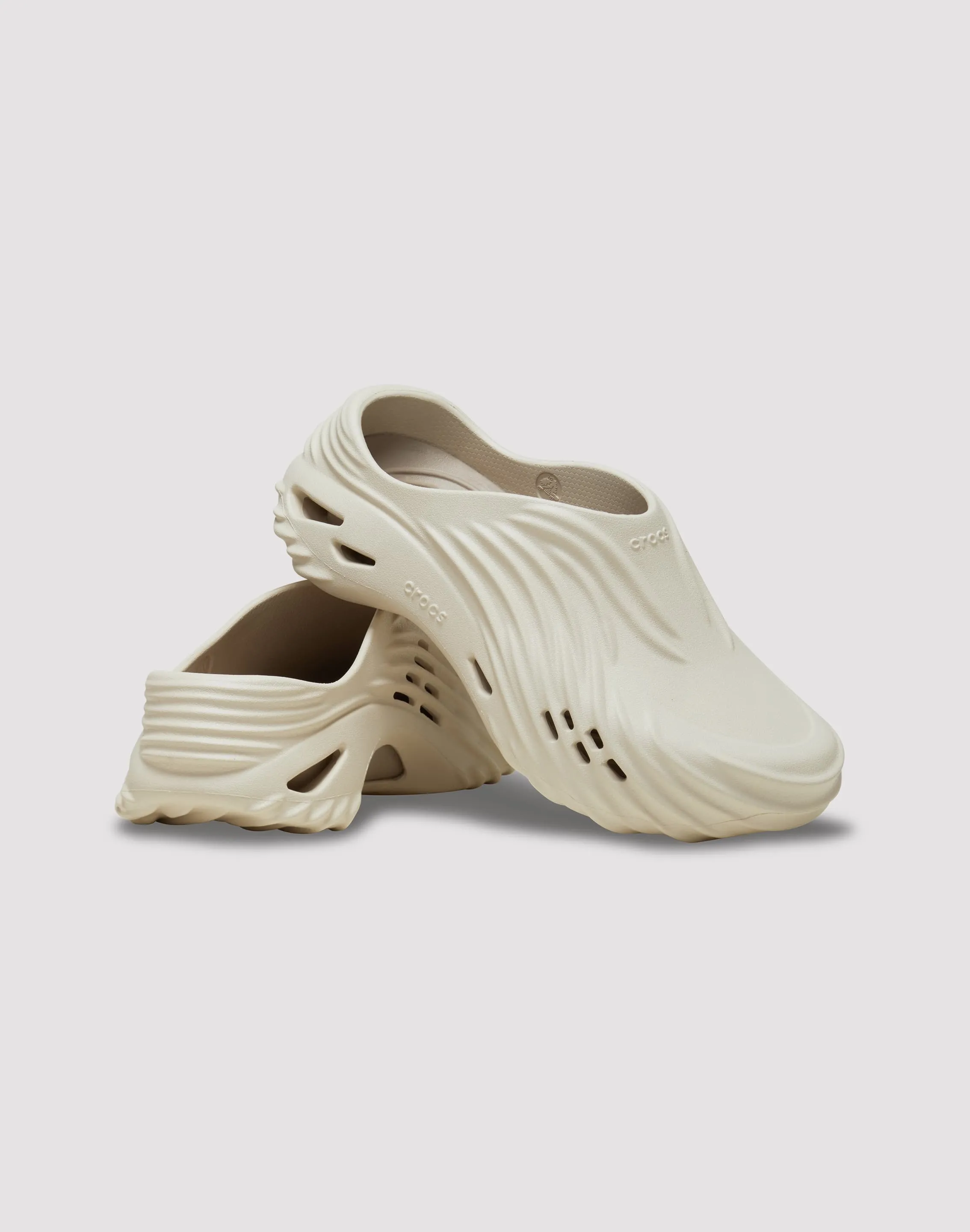 Flexible Wear Comfortable Forefoot Crocs Echo Wave "Almond Tint" Sandal