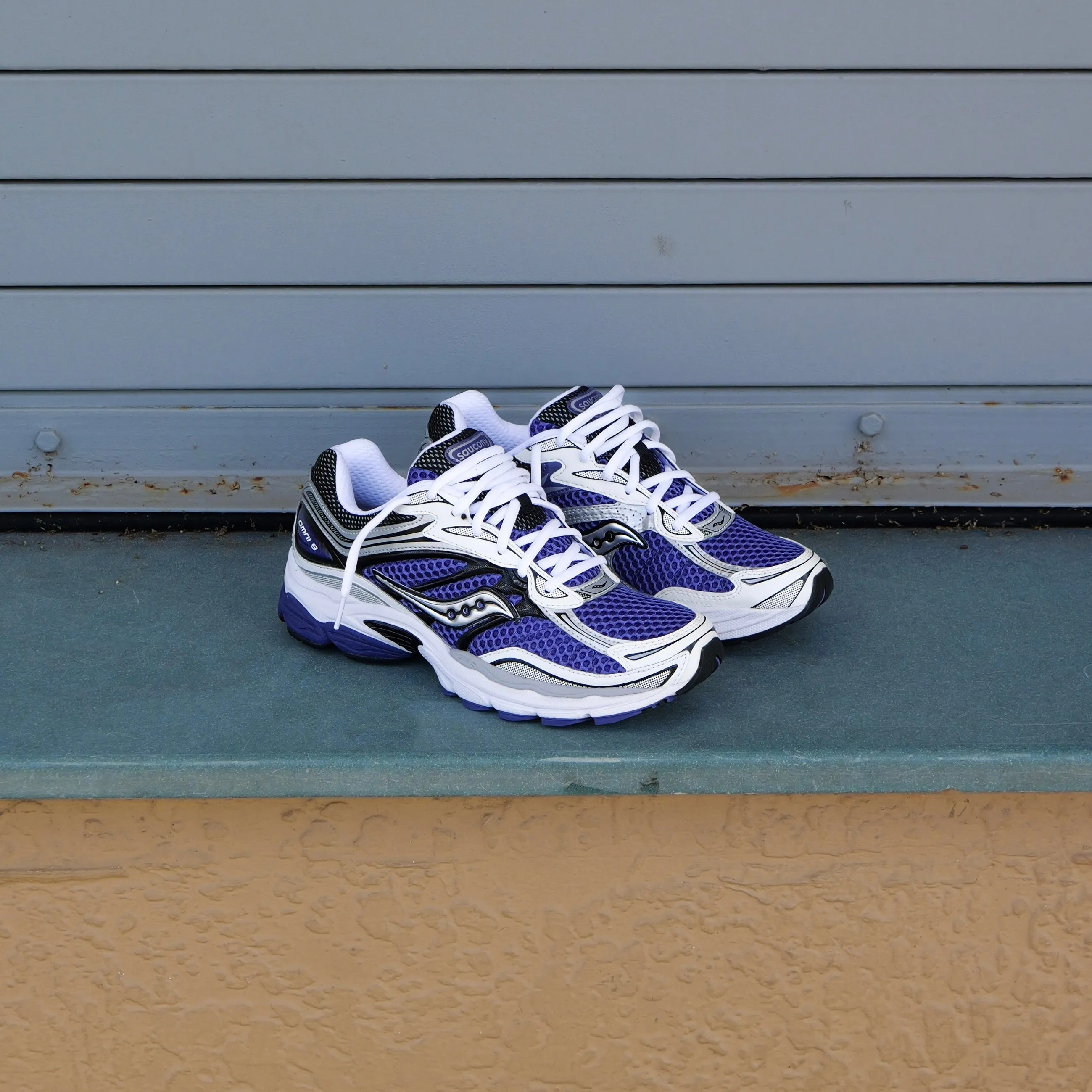 Mens Saucony ProGrid Omni 9 (Skipper Blue) Iconic Ease Urban breathability