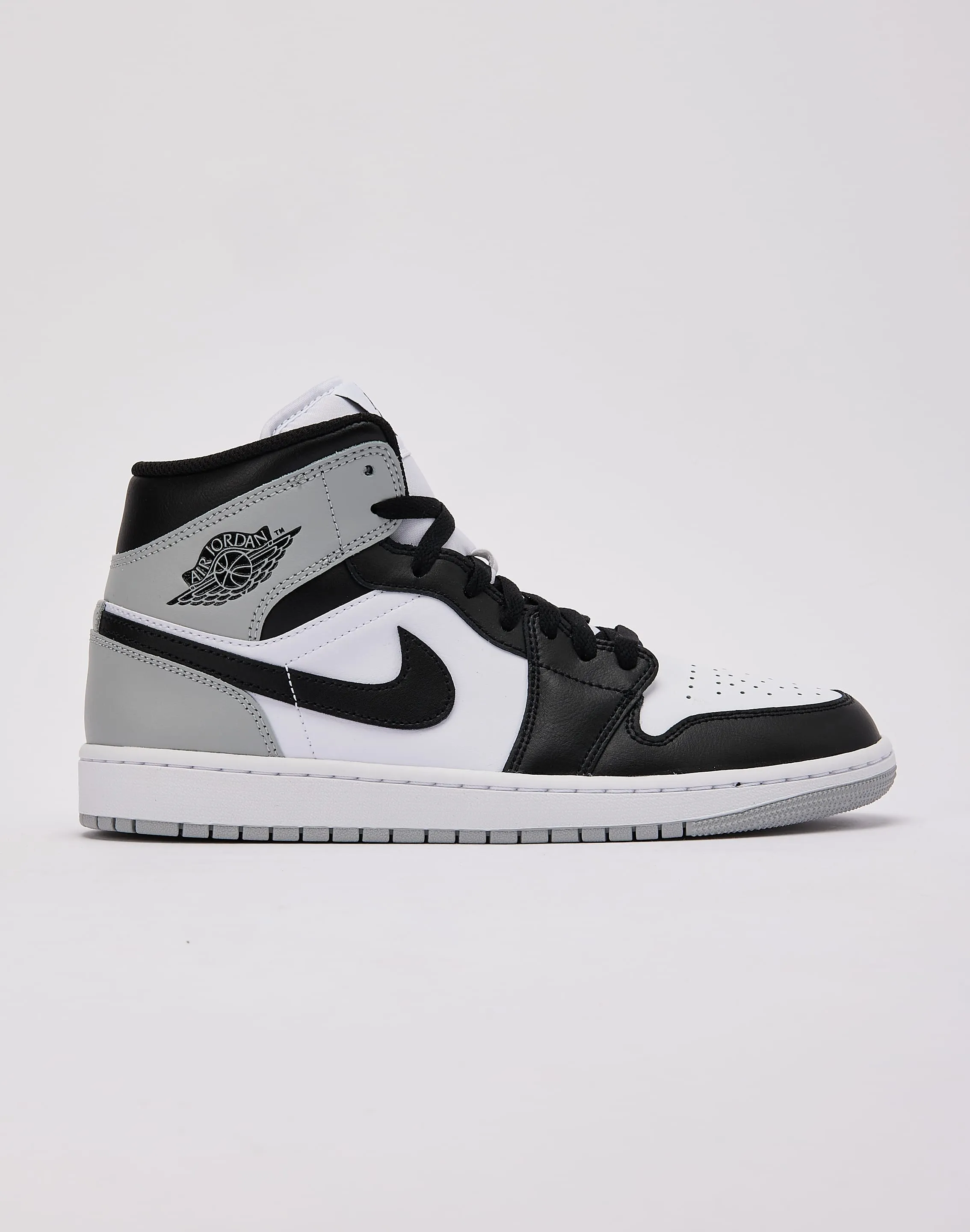 Jordan Air Jordan 1 Mid Step Fit Lightweight Feel