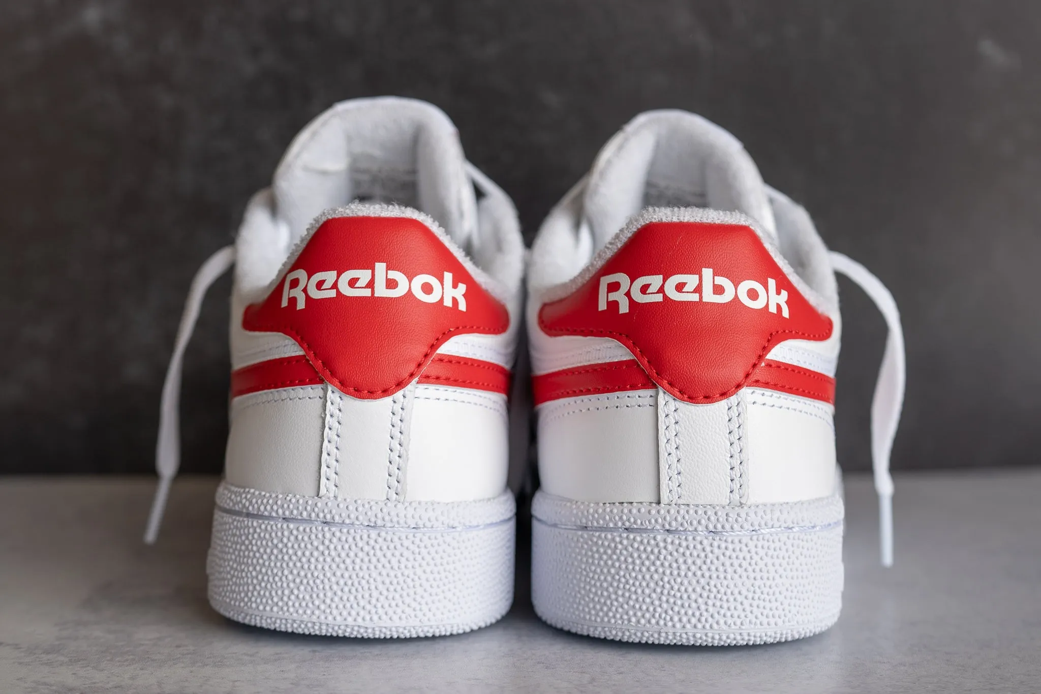 Maximum touch Ultimate Wear Reebok Club C Revenge (White/Vector Red)