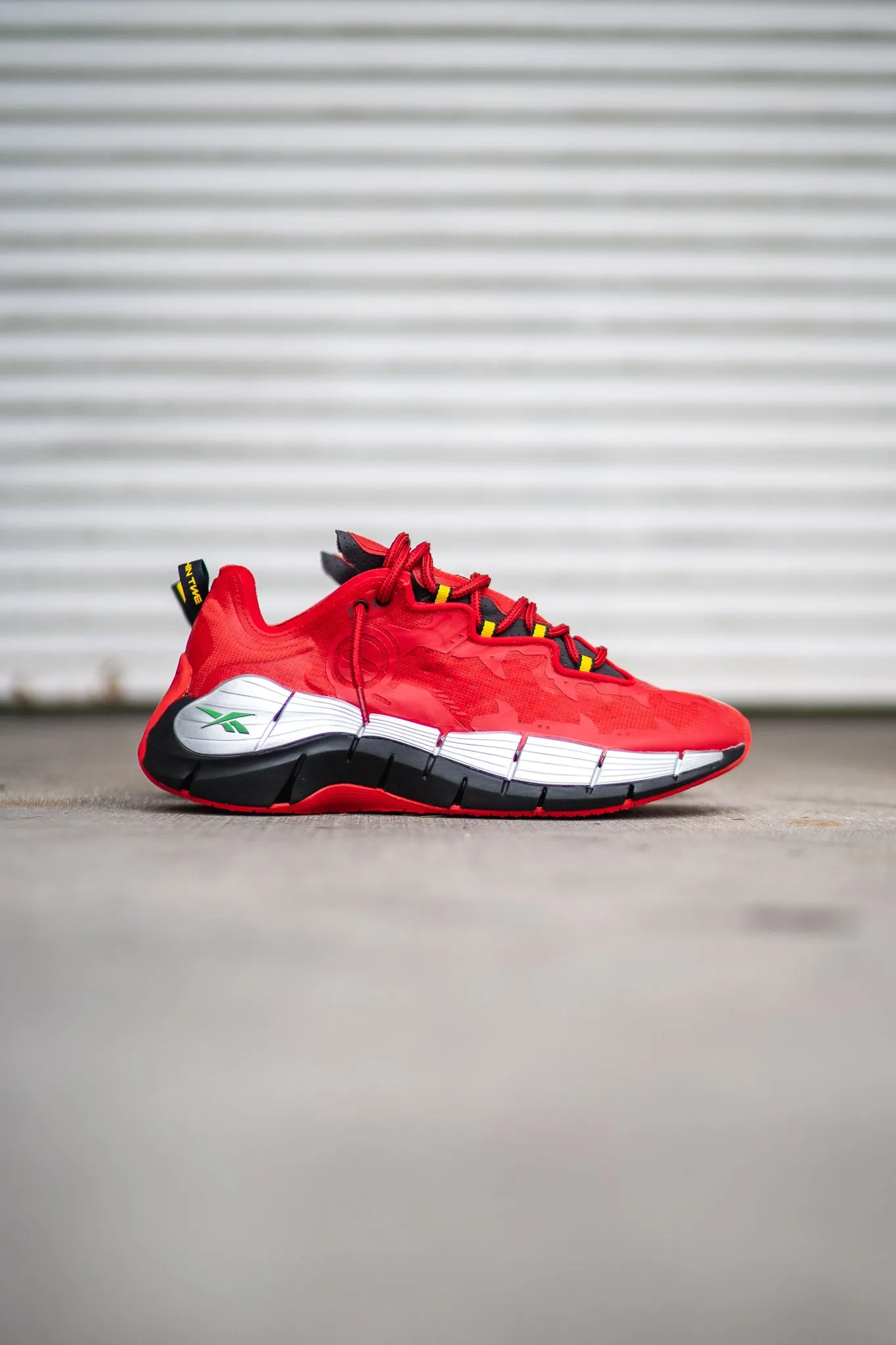 One-of-a-kind summer - style Reebok Power Rangers Zig Kinetica II (Vector Red)