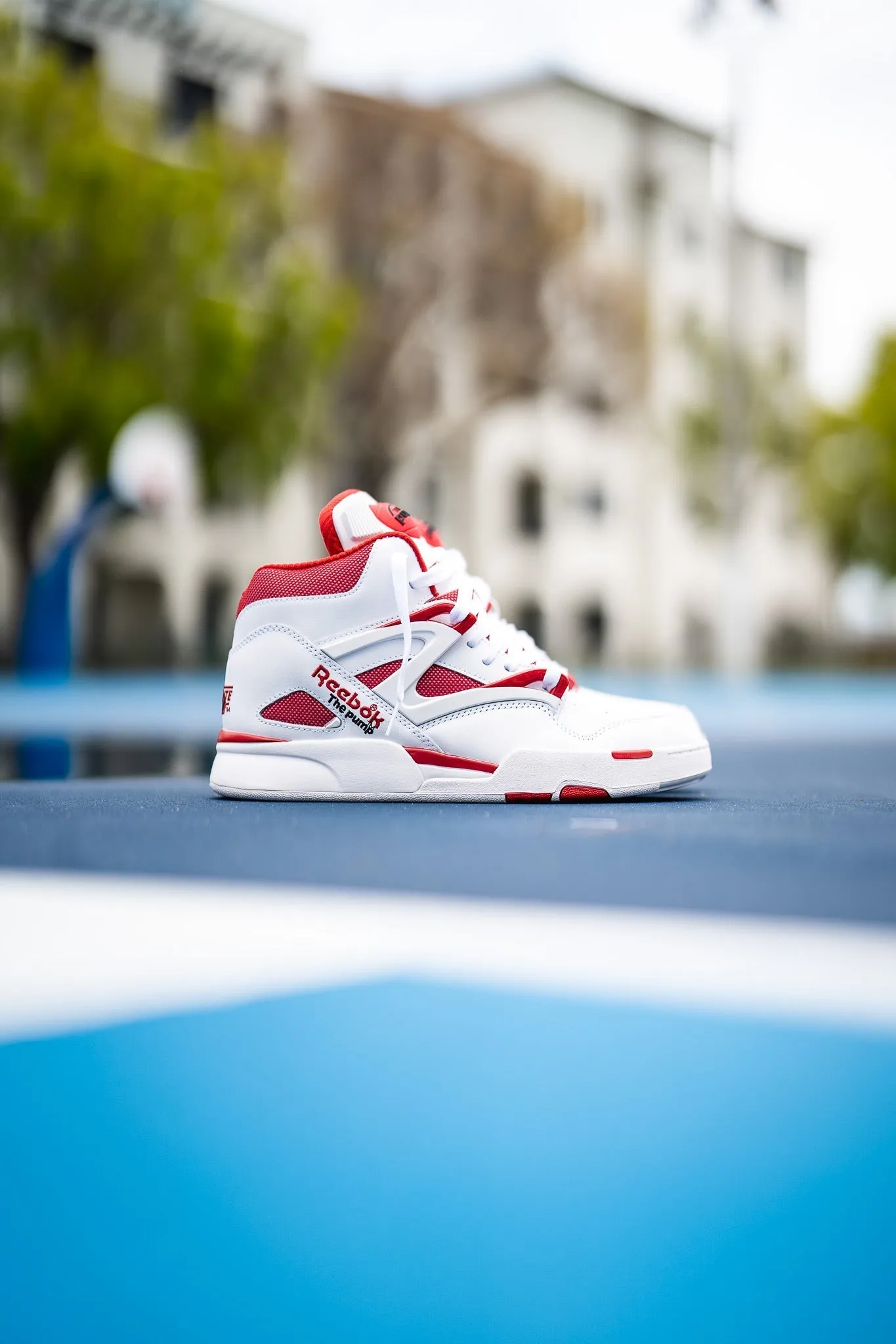 transparent Reebok Pump Omni Zone II (Vector Red)