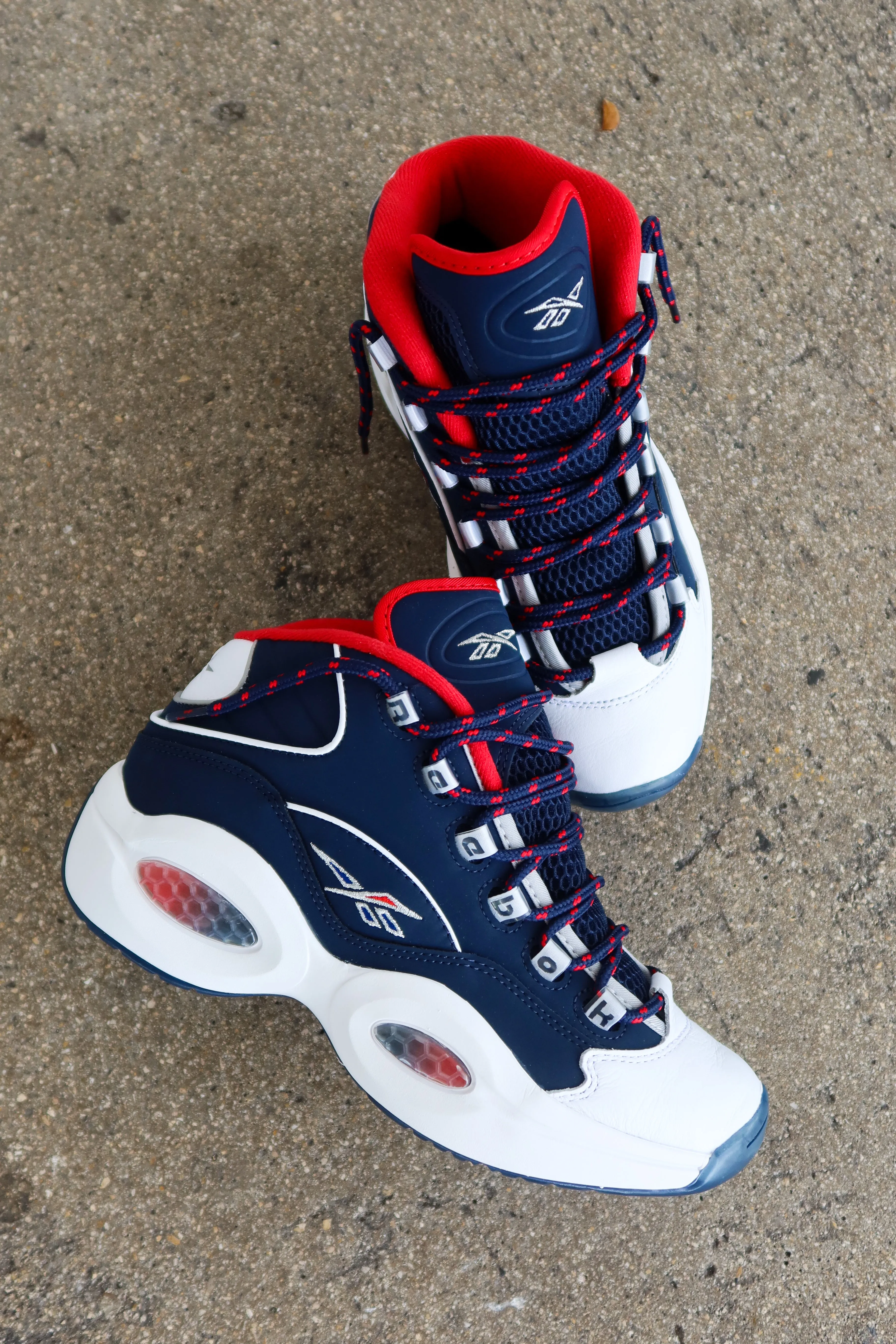 Padded Fit Reebok Question Mid Men's Basketball Shoes