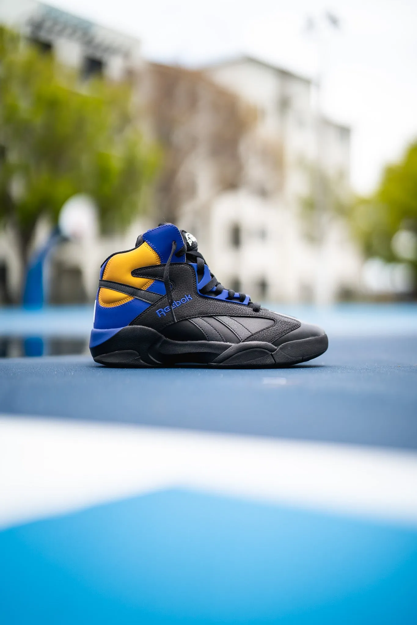 therapeutic Reebok Shaq Attaq (Laker)